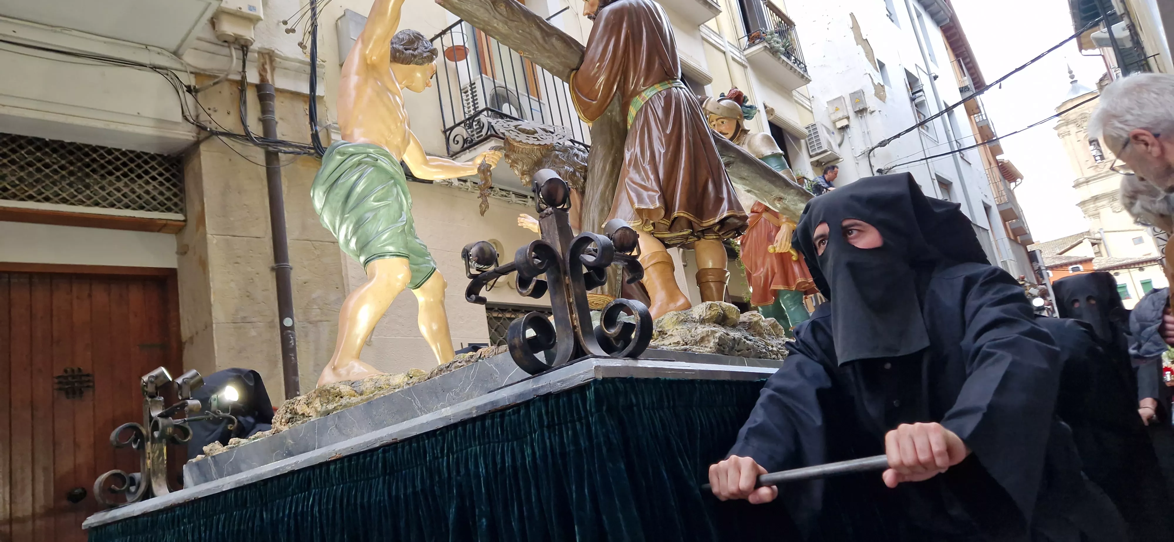 Procesión del Santo Entierro de Huesca. Foto Myriam Martínez 