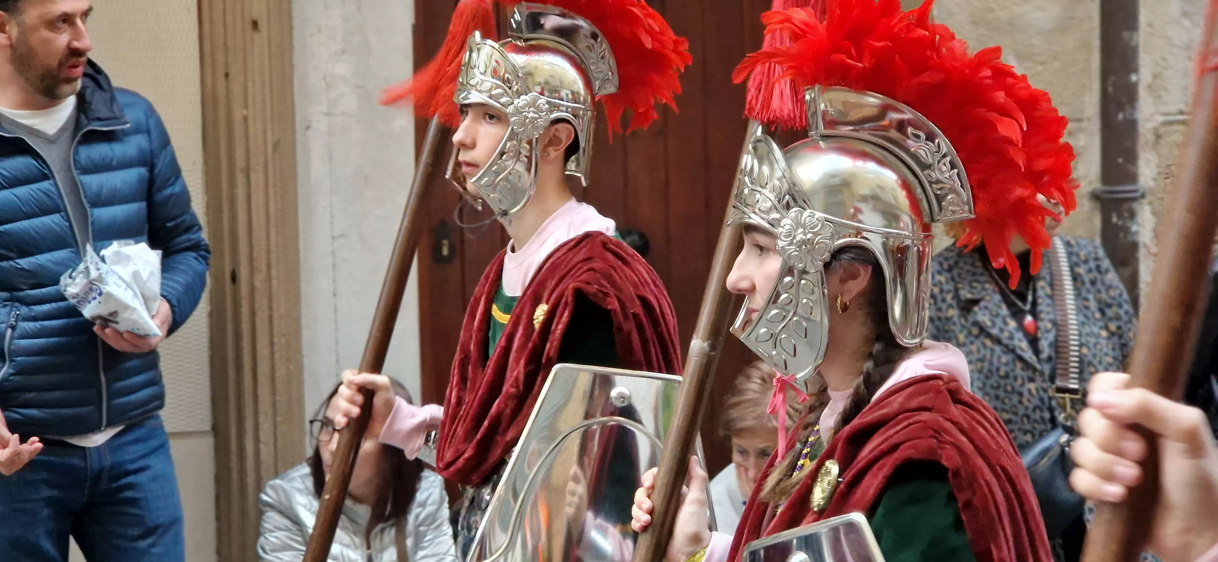 Procesión del Santo Entierro de Huesca. Foto Myriam Martínez 