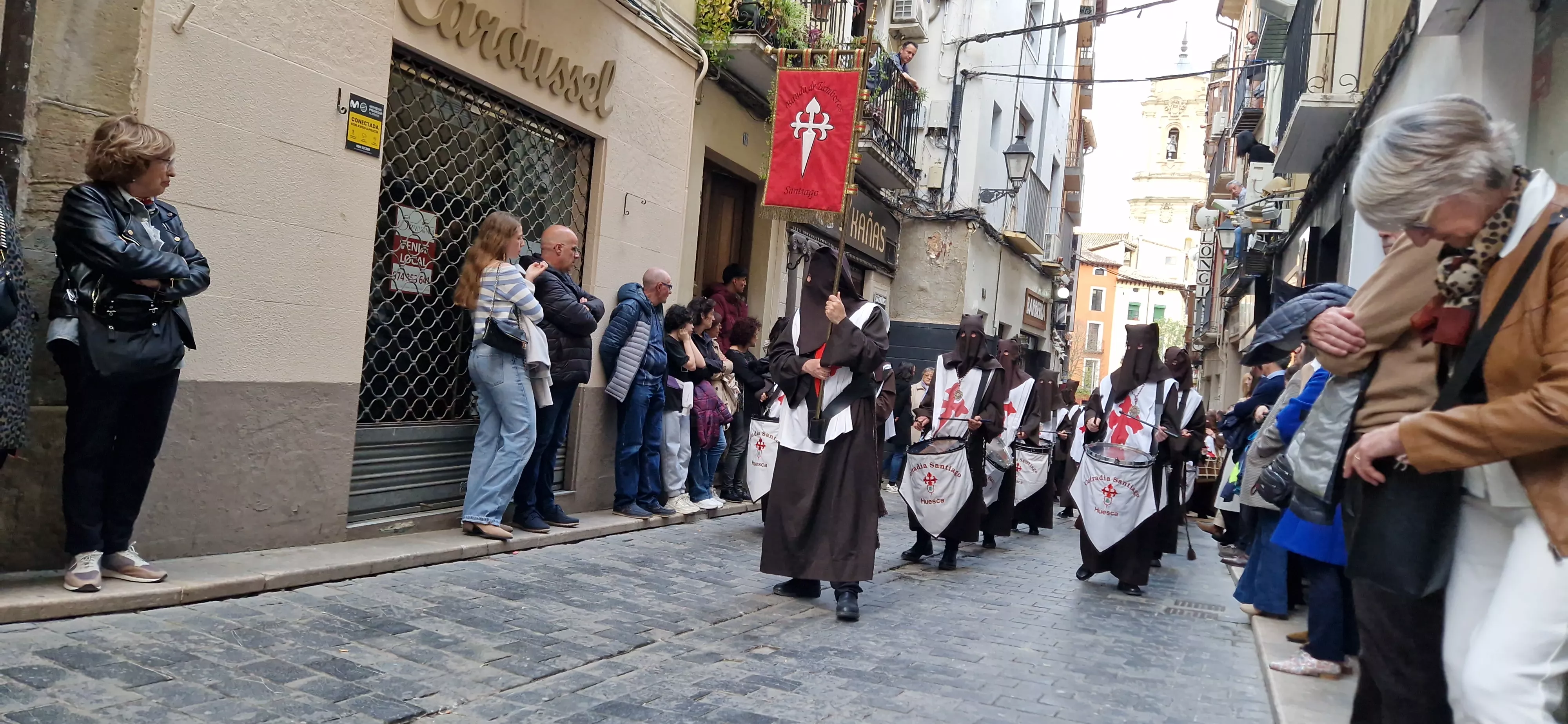 Procesión del Santo Entierro de Huesca. Foto Myriam Martínez 