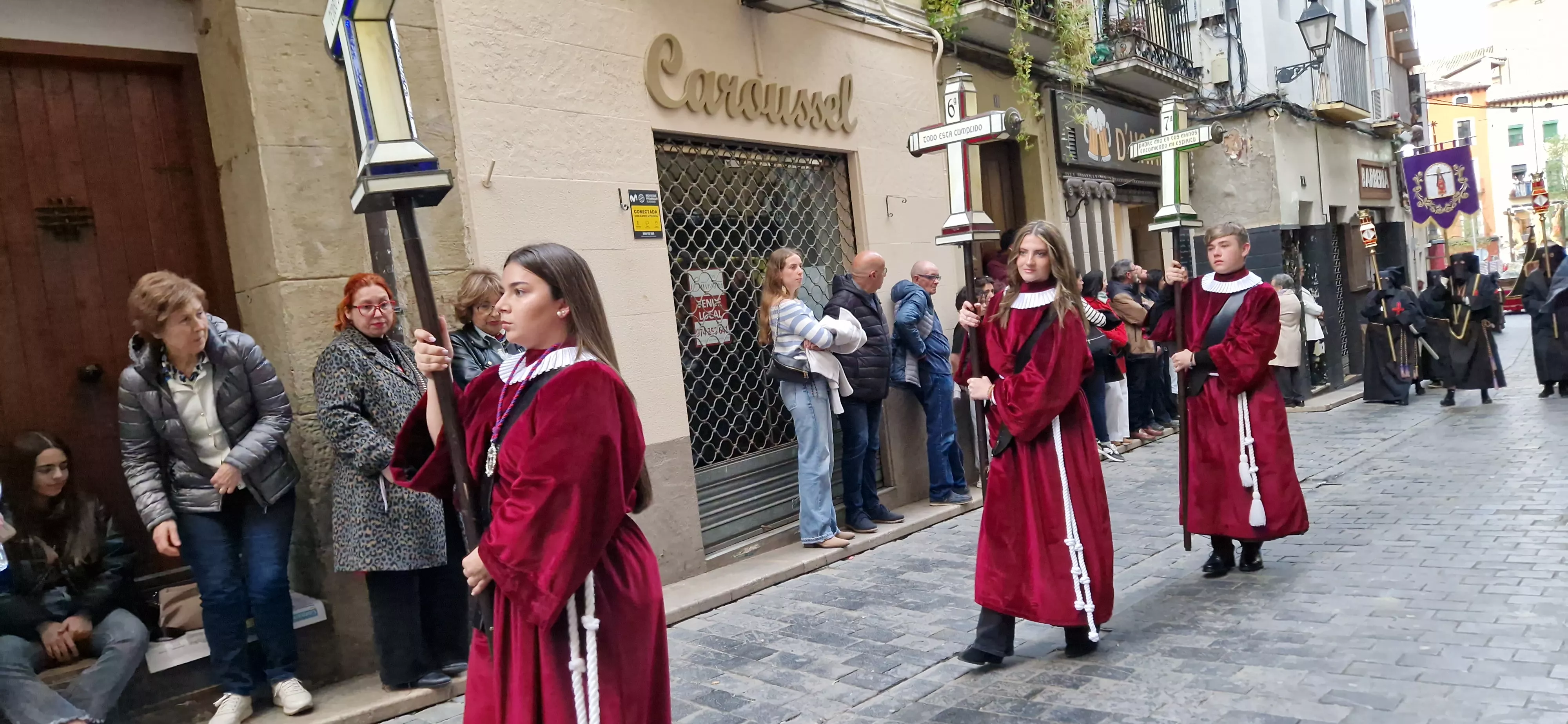 Procesión del Santo Entierro de Huesca. Foto Myriam Martínez 
