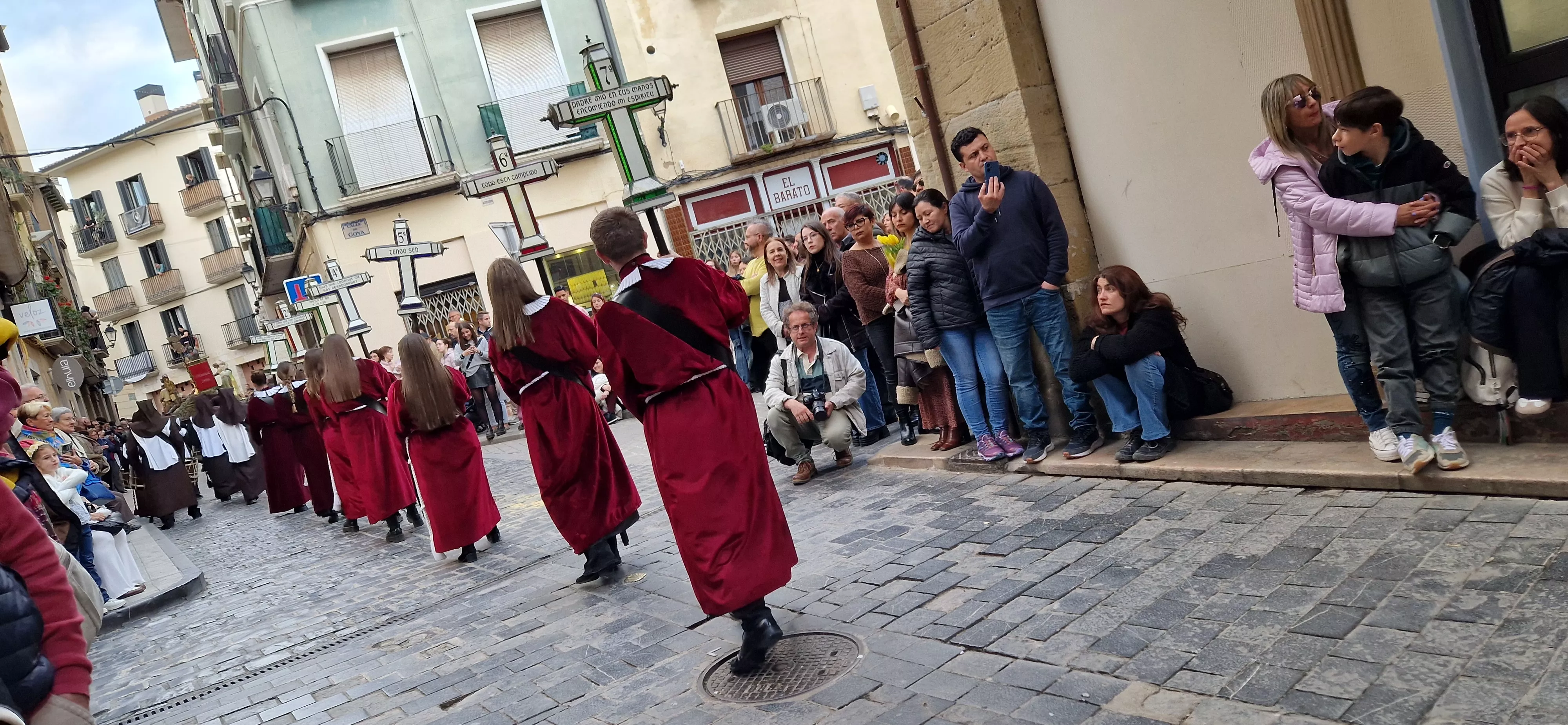 Procesión del Santo Entierro de Huesca. Foto Myriam Martínez 
