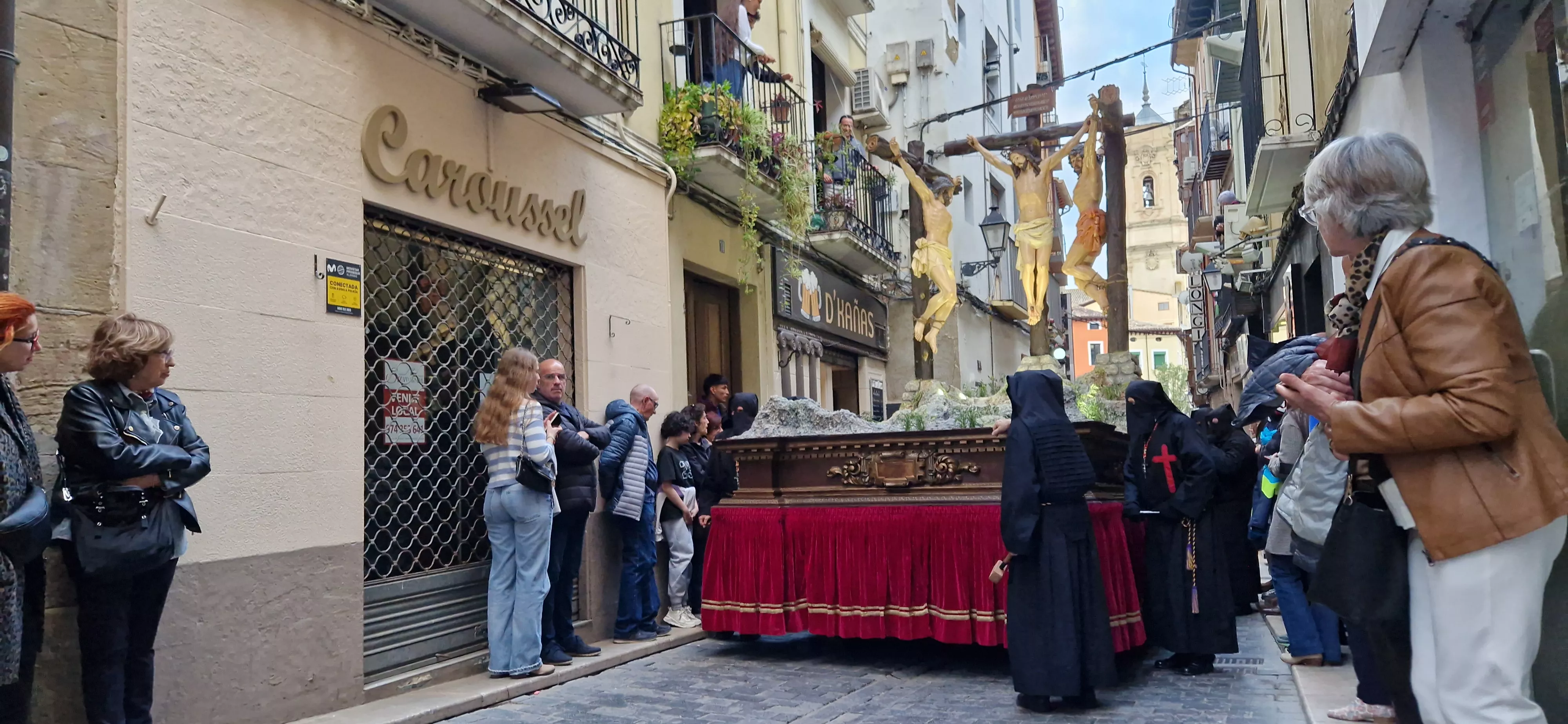 Procesión del Santo Entierro de Huesca. Foto Myriam Martínez 