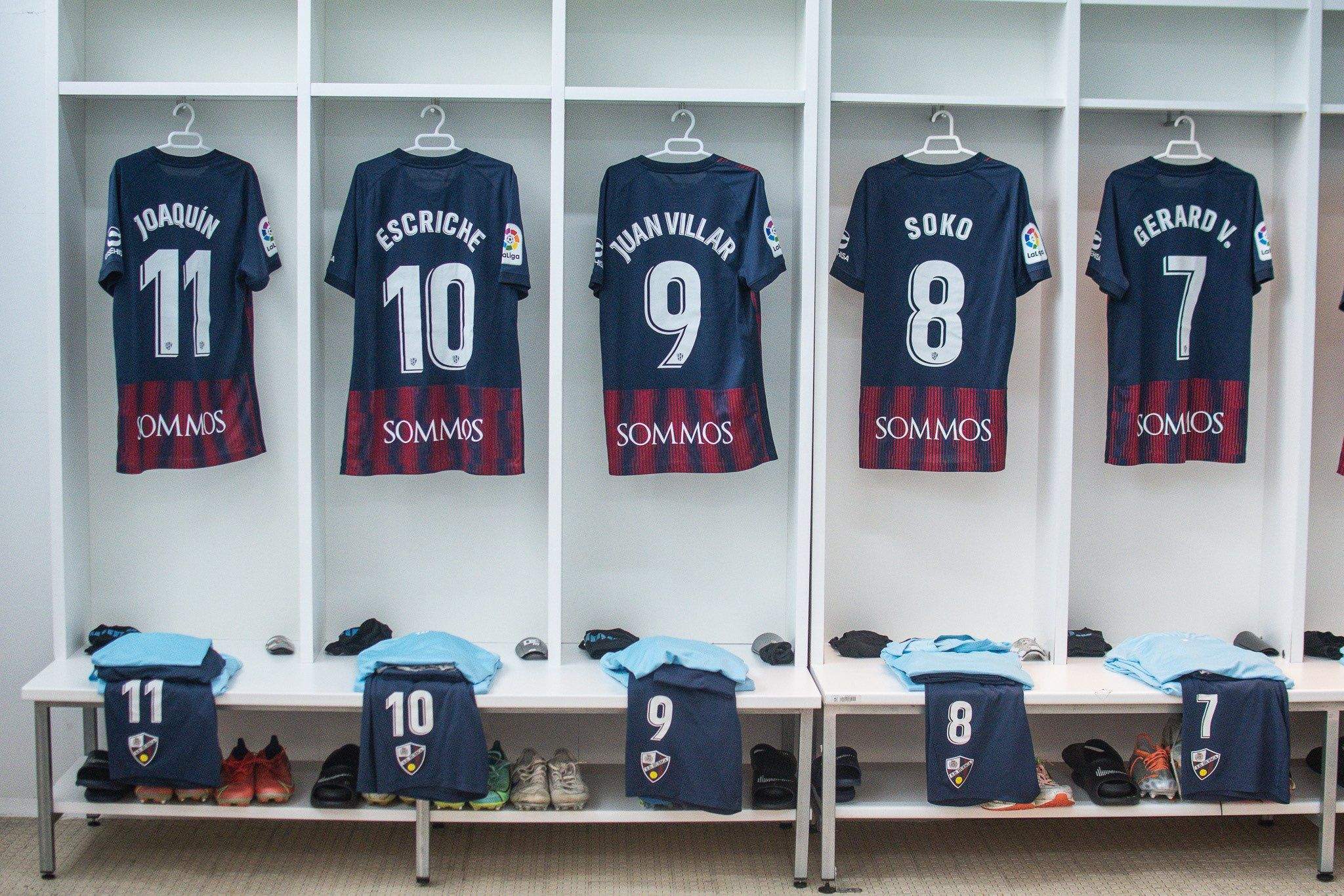 El vestuario del Huesca en El Plantío. Foto: @sdhuesca