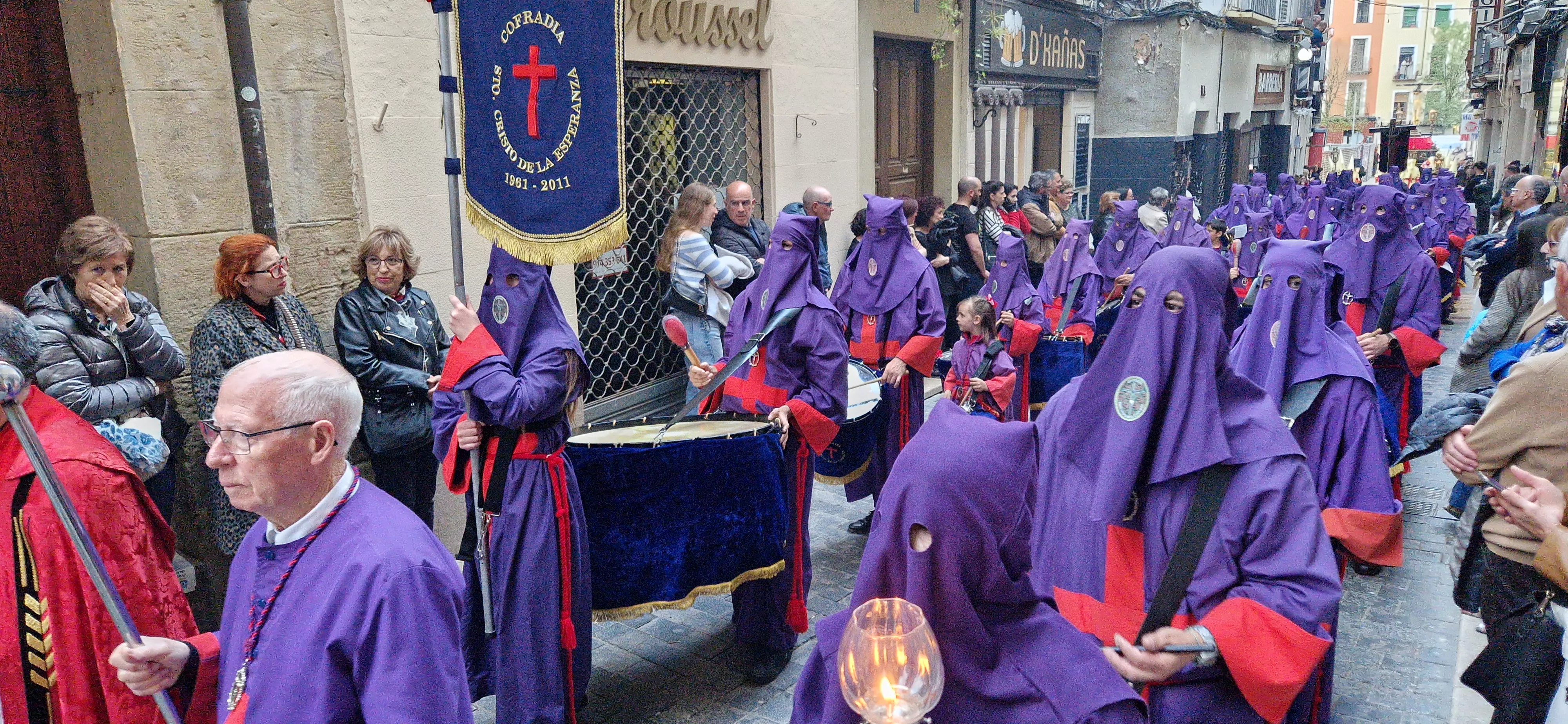 Procesión del Santo Entierro de Huesca. Foto Myriam Martínez 