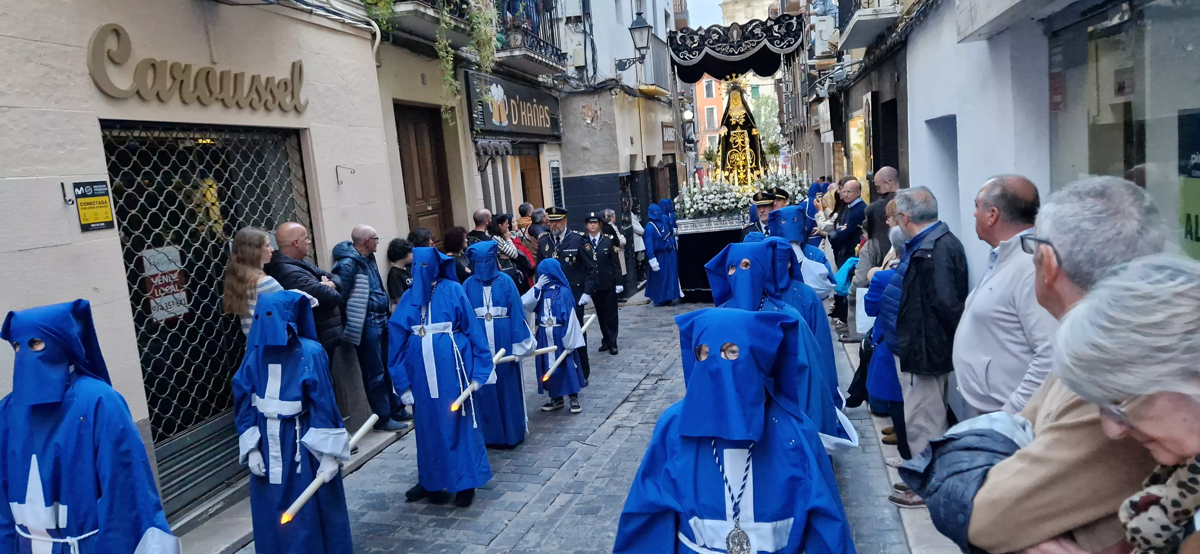 Procesión del Santo Entierro de Huesca. Foto Myriam Martínez 