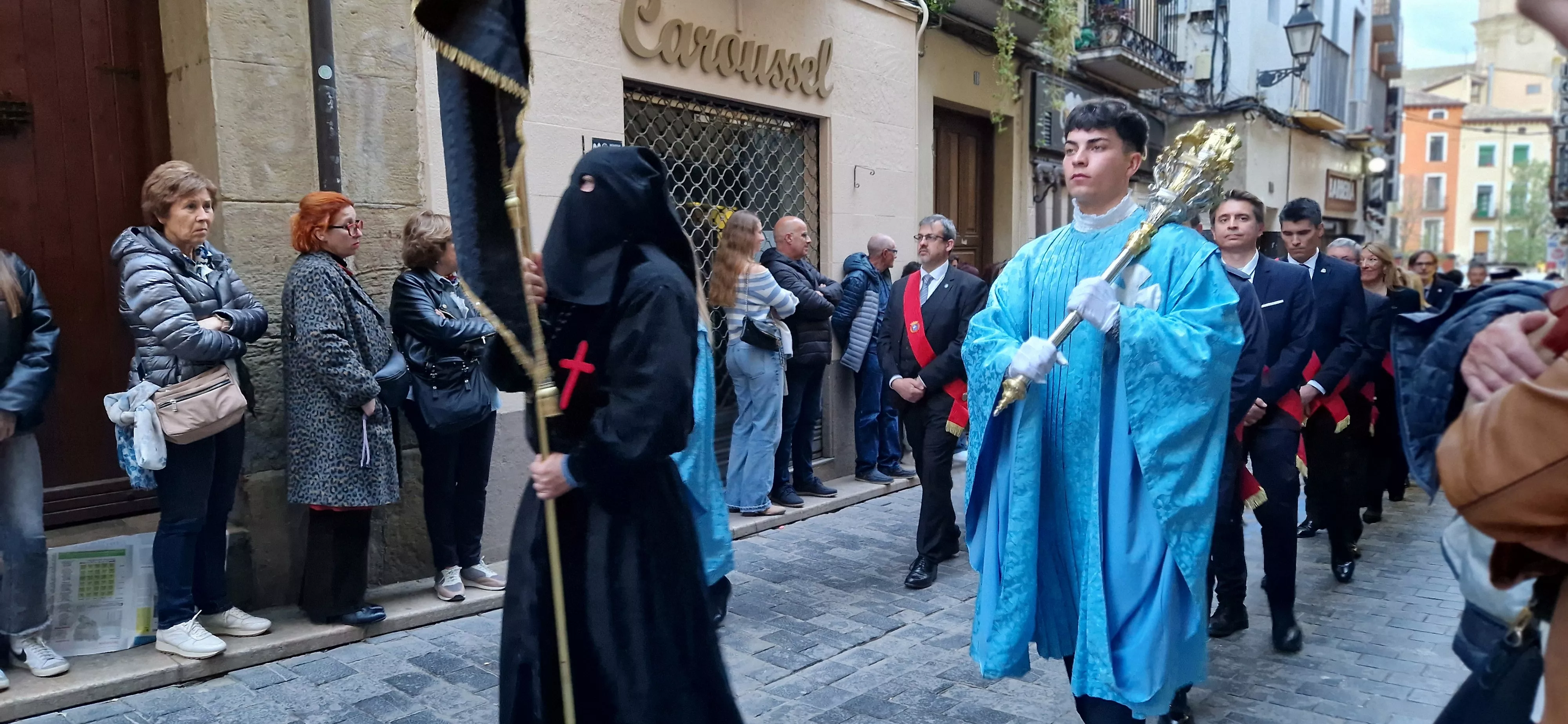 Procesión del Santo Entierro de Huesca. Foto Myriam Martínez 