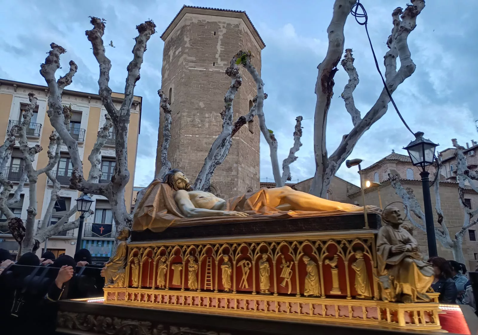 Procesión del Santo Entierro de Huesca. Foto María José Sampietro