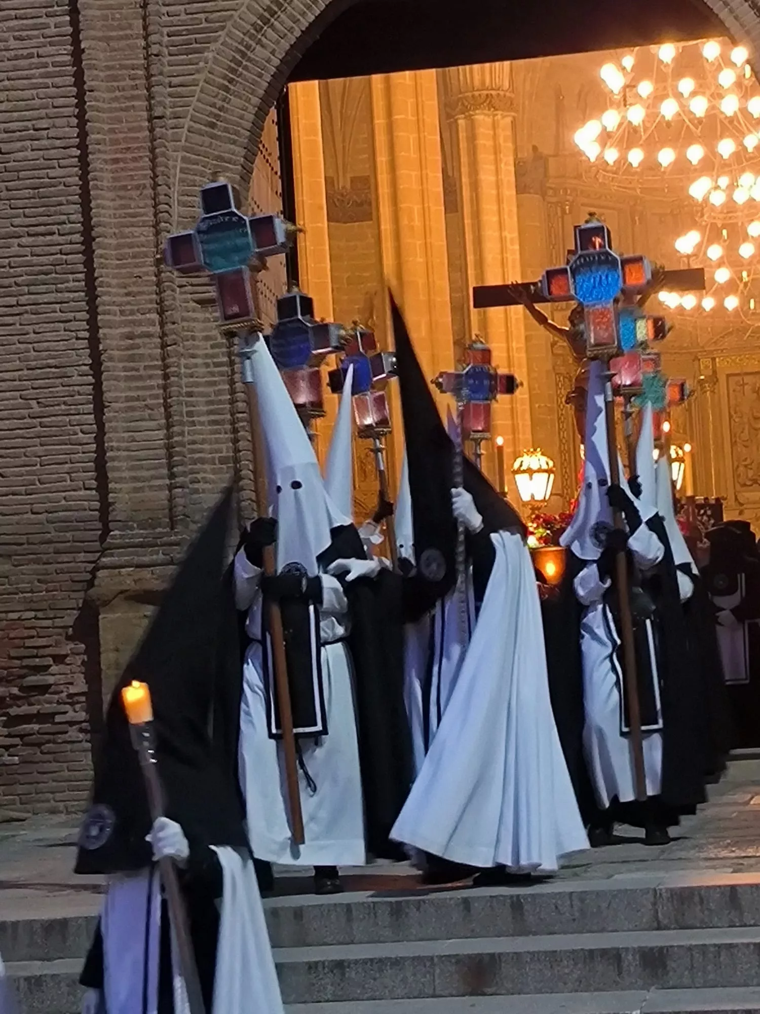 Procesión del Santo Entierro de Barbastro. Foto Diócesis de Barbastro-Monzón 