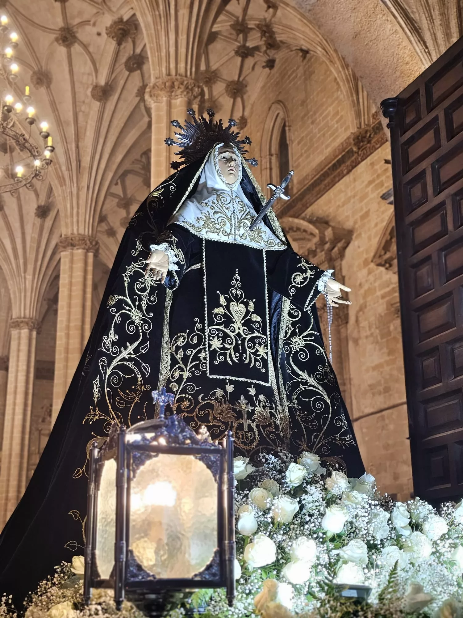 Procesión del Santo Entierro de Barbastro. Foto José Luis Villar. Junta Coordinadora de Cofradías de Barbastro