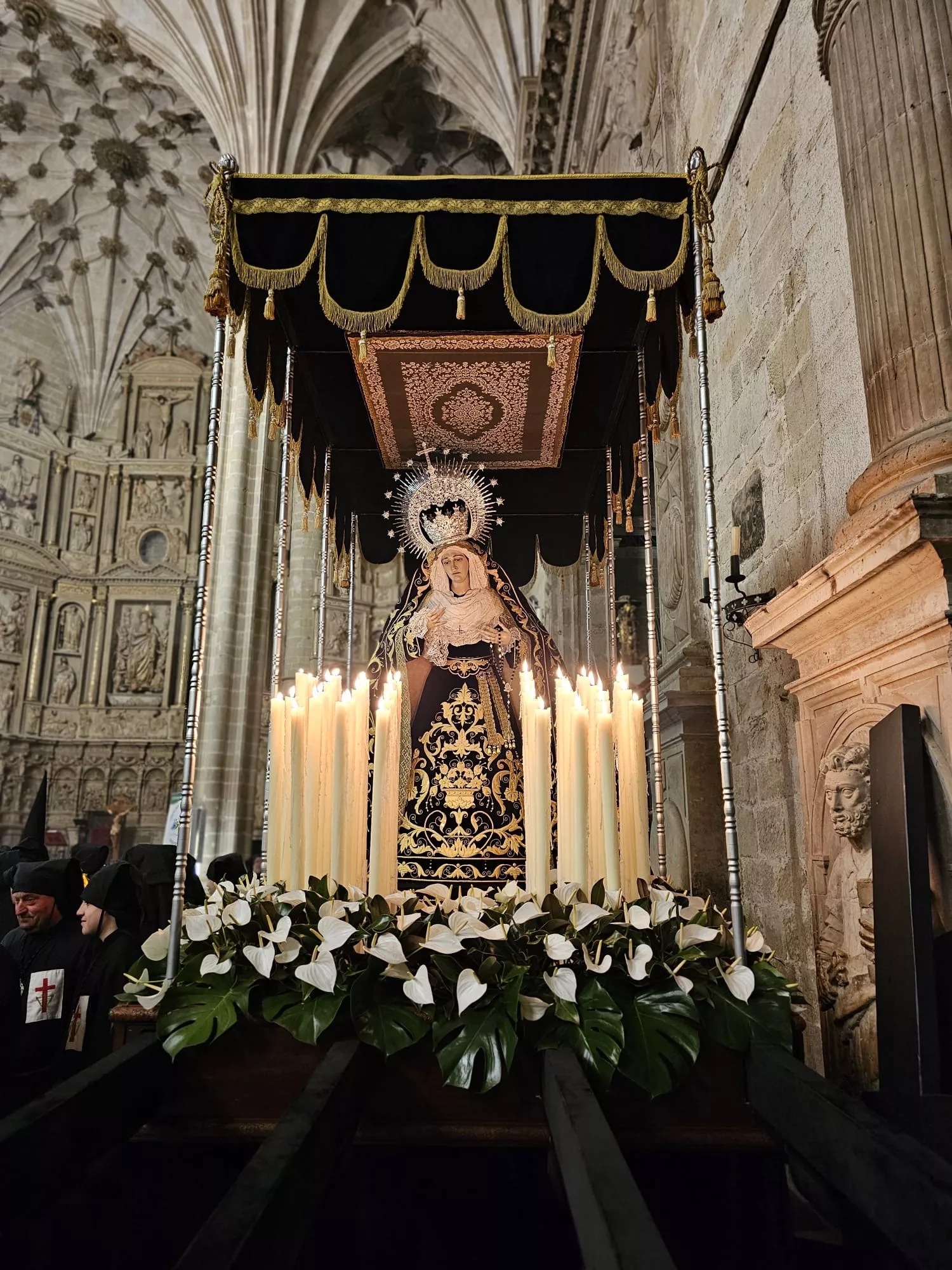 Procesión del Santo Entierro de Barbastro. Foto José Luis Villar. Junta Coordinadora de Cofradías de Barbastro