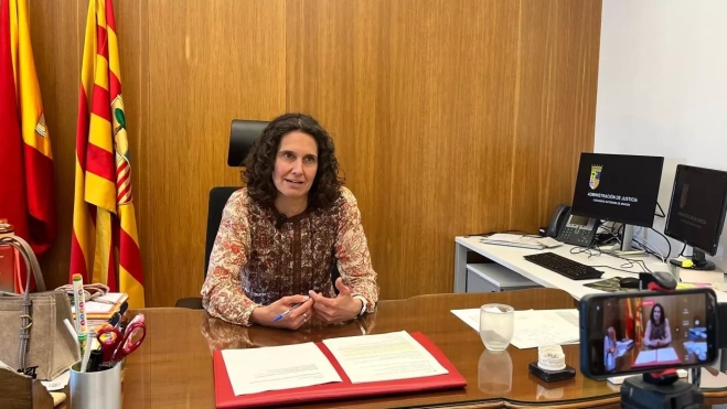 Rodríguez Baudach durante la entrevista en su despacho. Rodríguez Baudach durante la entrevista en su despacho.