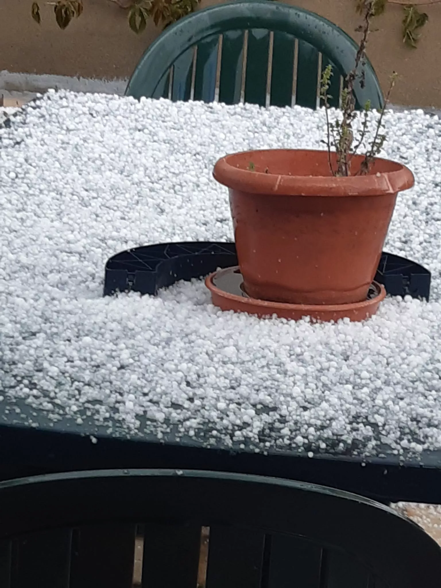 Granizo en Almudévar.