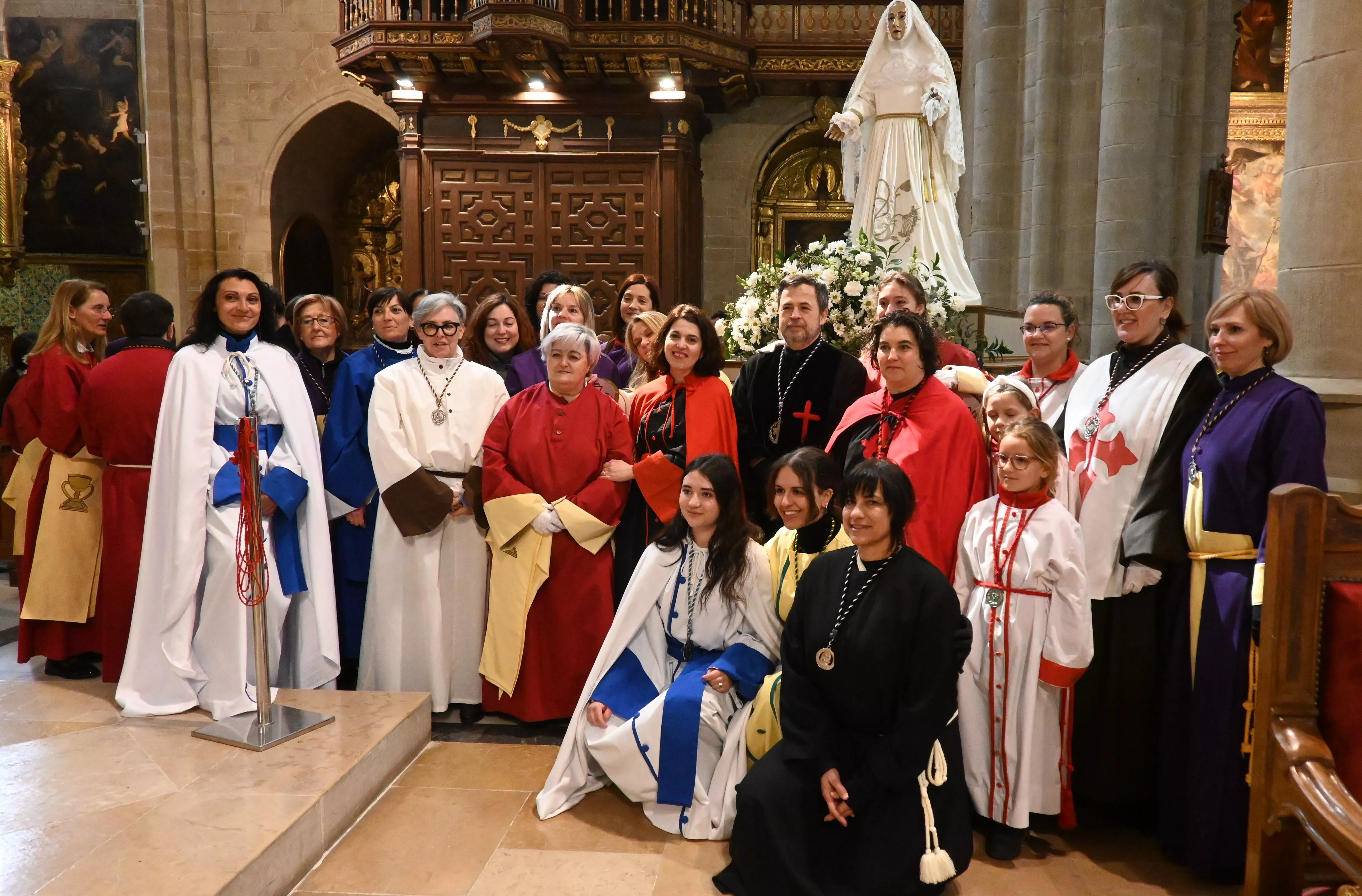 Procesión del Resucitado en Huesca. Foto Carlos Jalle