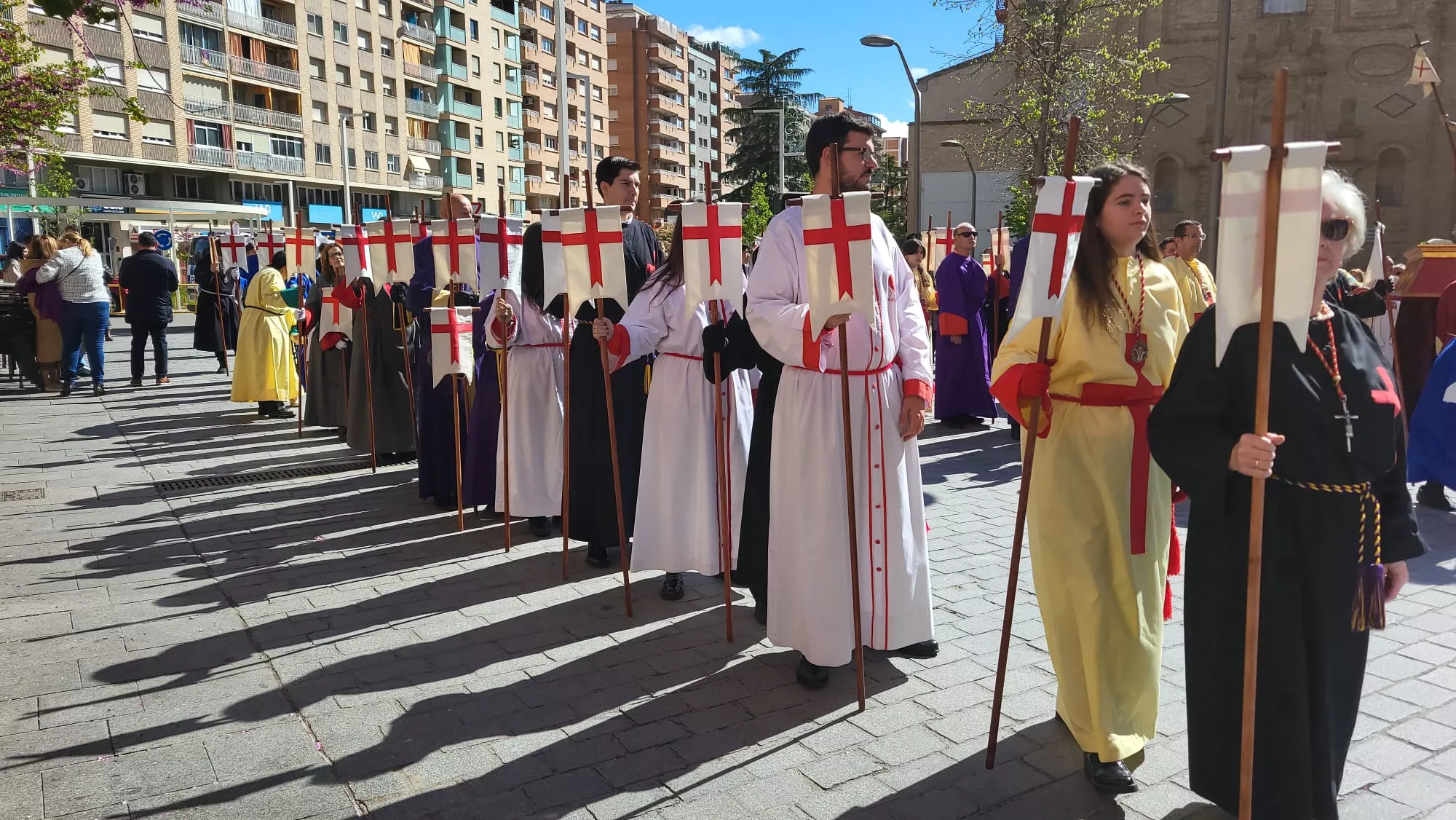 Procesión del Resucitado en Huesca. 