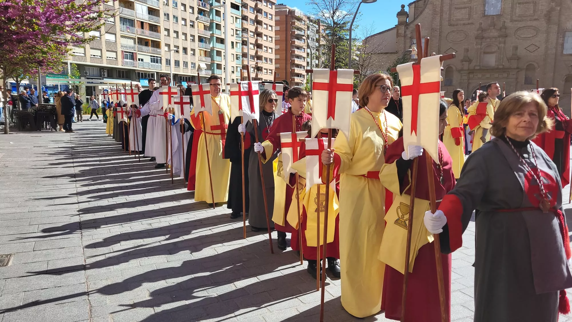 Procesión del Resucitado en Huesca. 