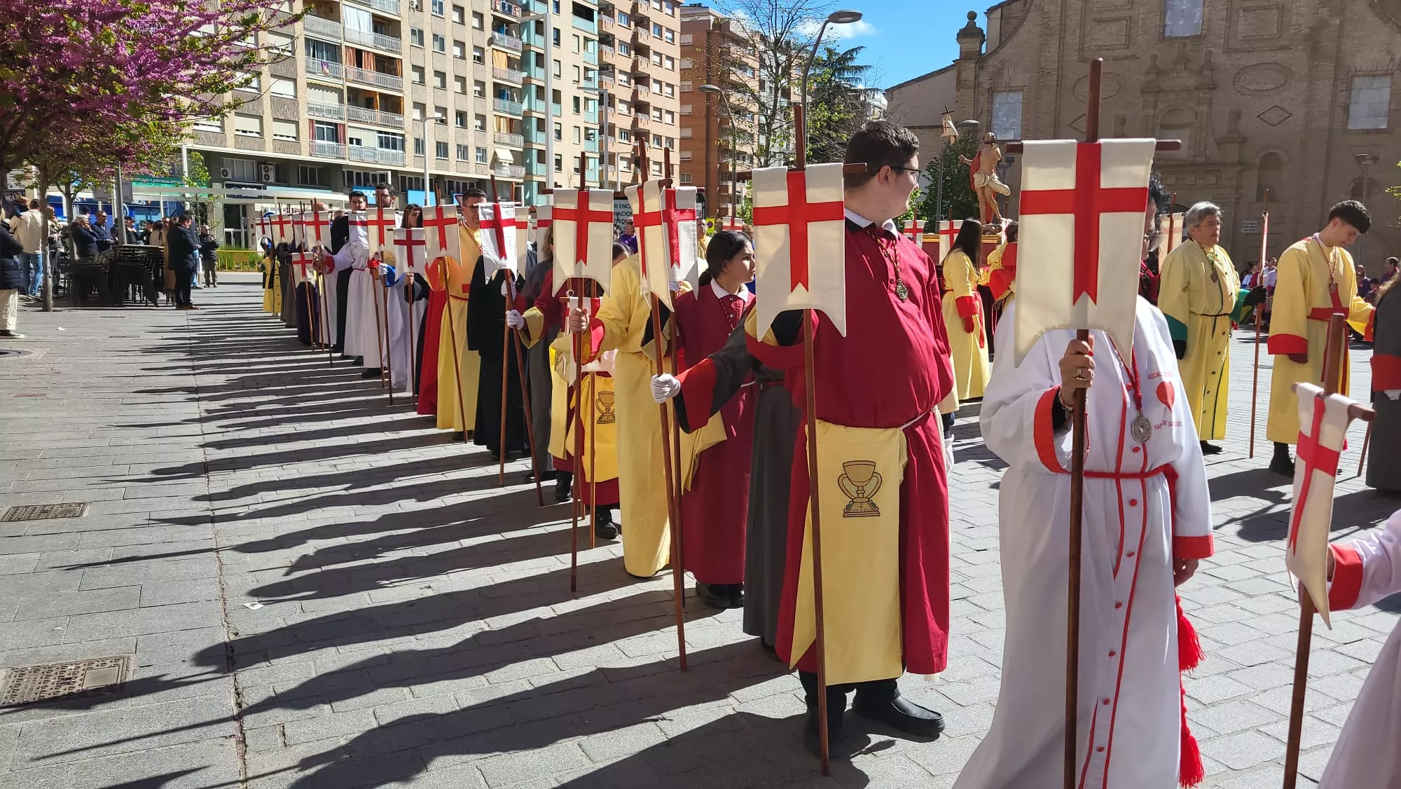 Procesión del Resucitado en Huesca. 