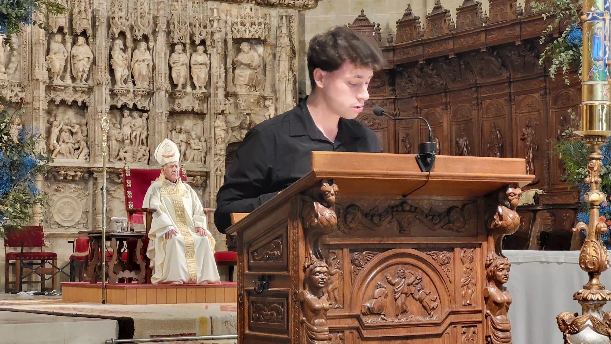Procesión del Resucitado en Huesca. 
