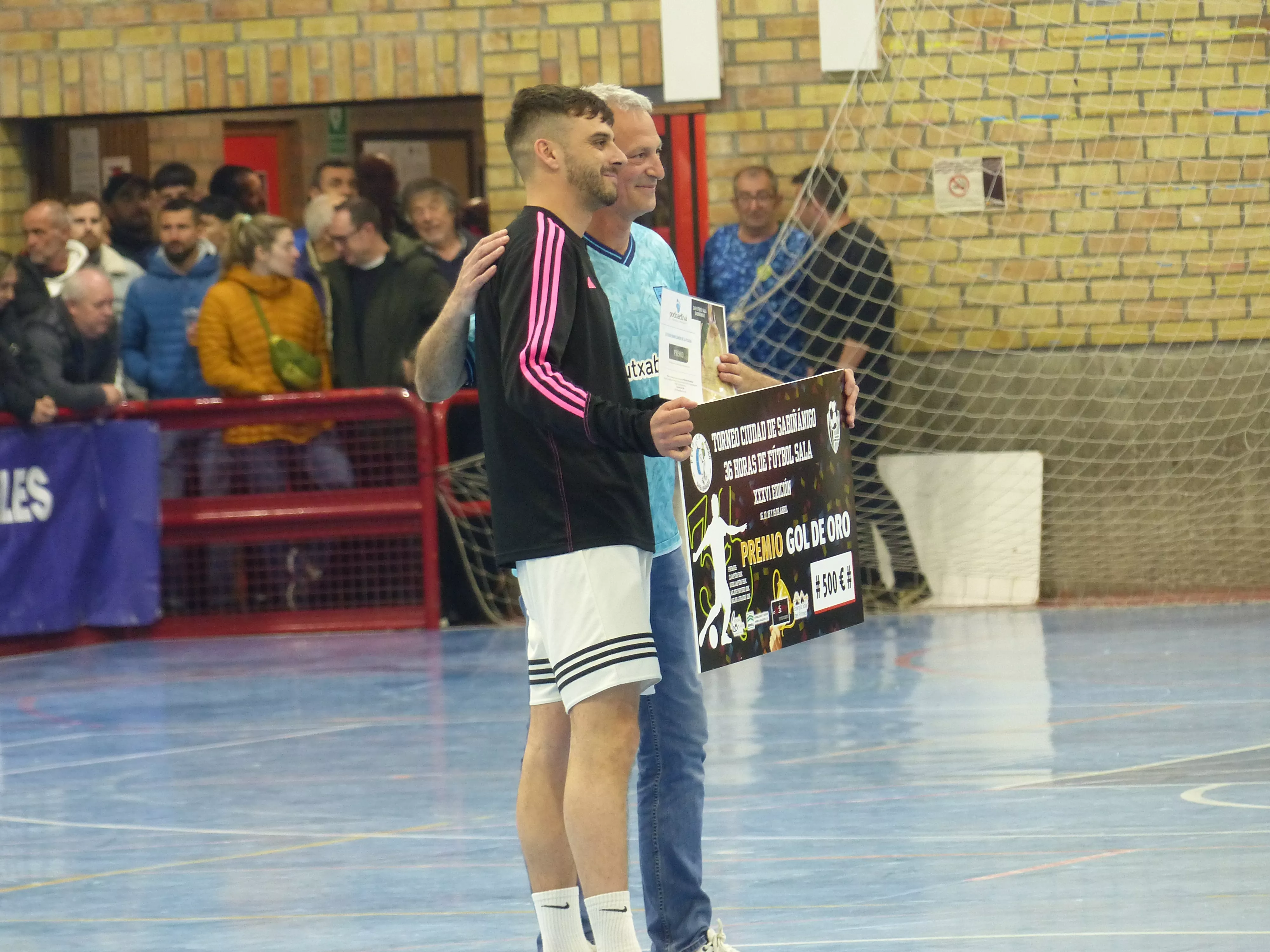 César Giménez (Real Zanahoria), Gol de Oro. Foto: Andrés Alcaraz