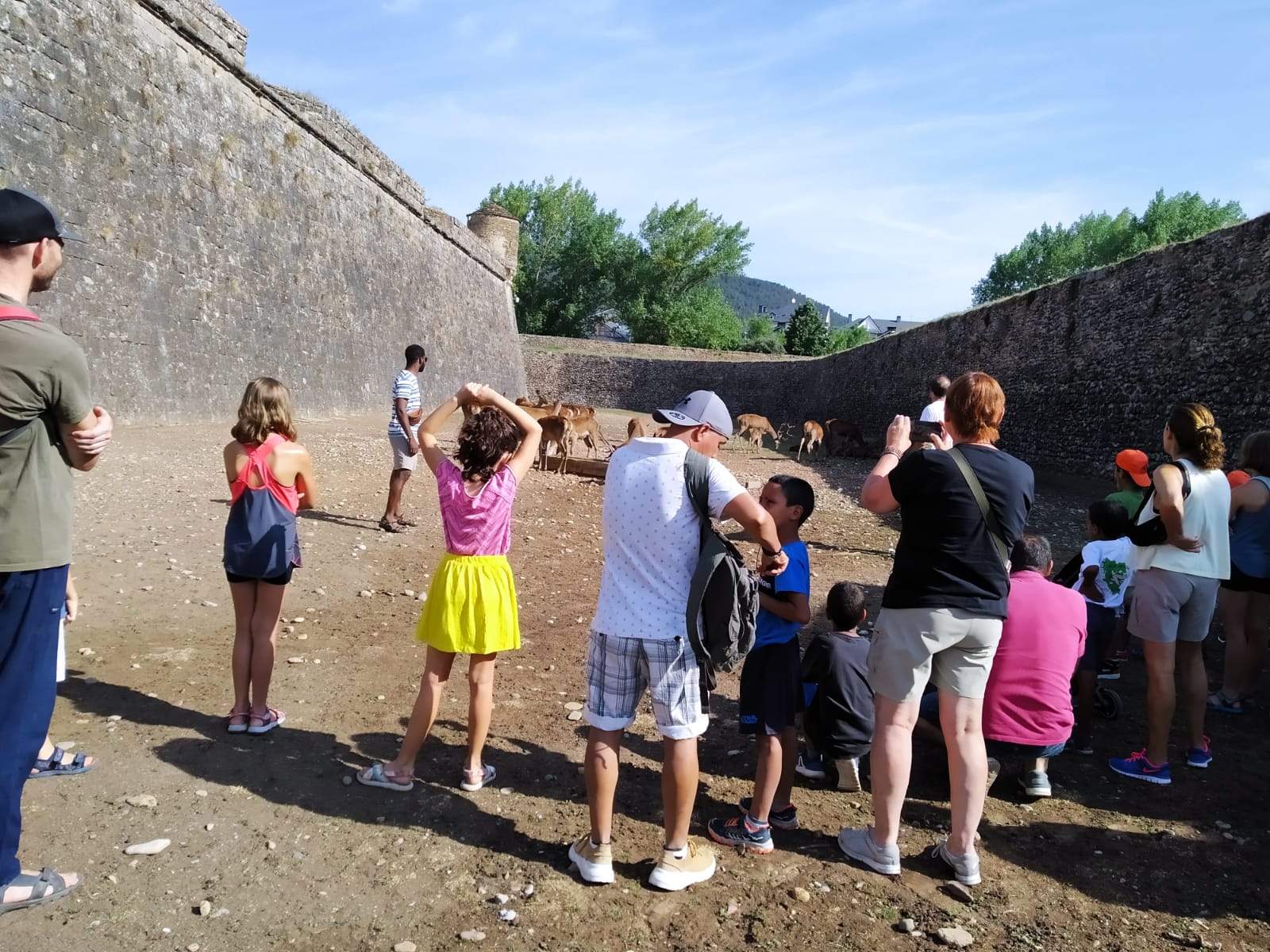 Encuentro de niños saharauis y sus familias de acogida en  Jaca 