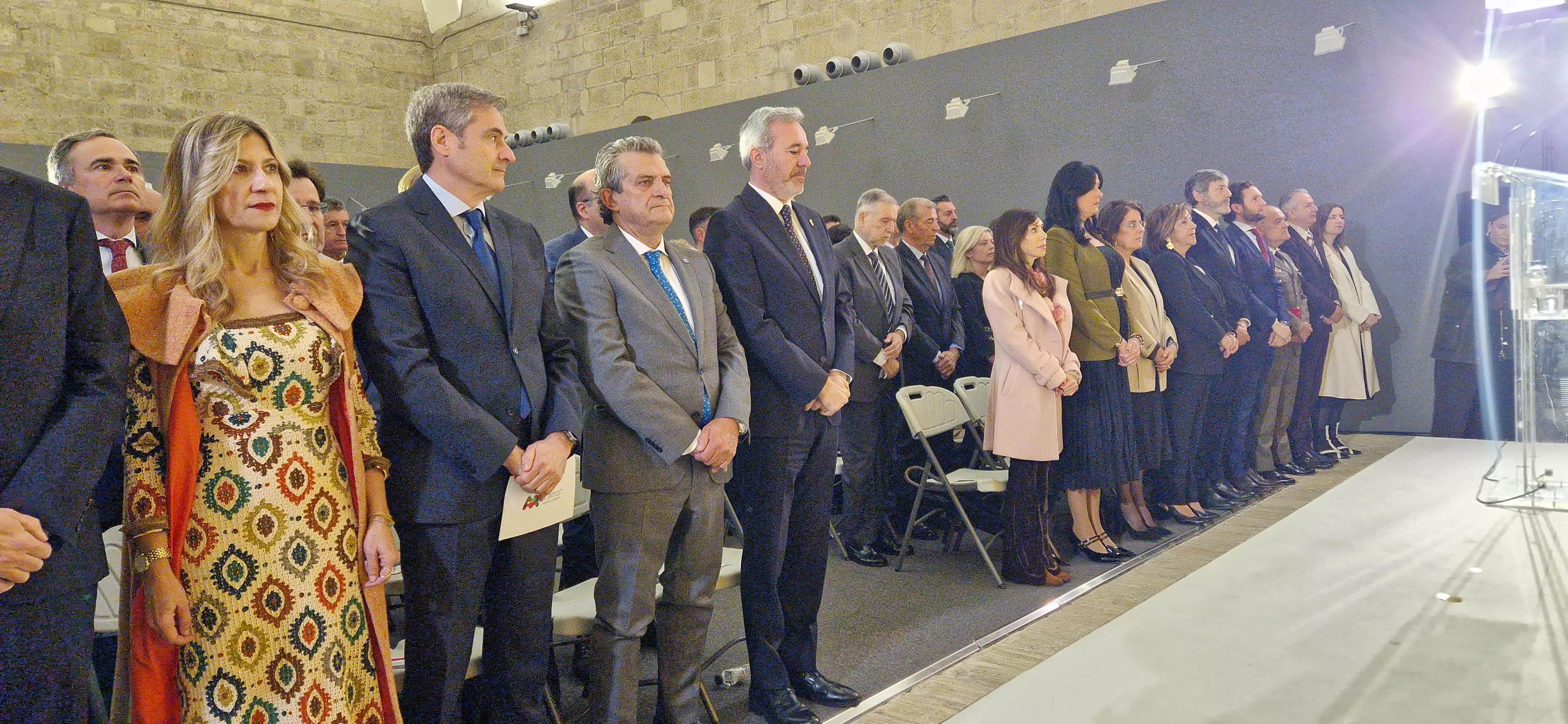 Minuto de Silencio. Día de Aragón en Huesca. Foto Myriam Martínez