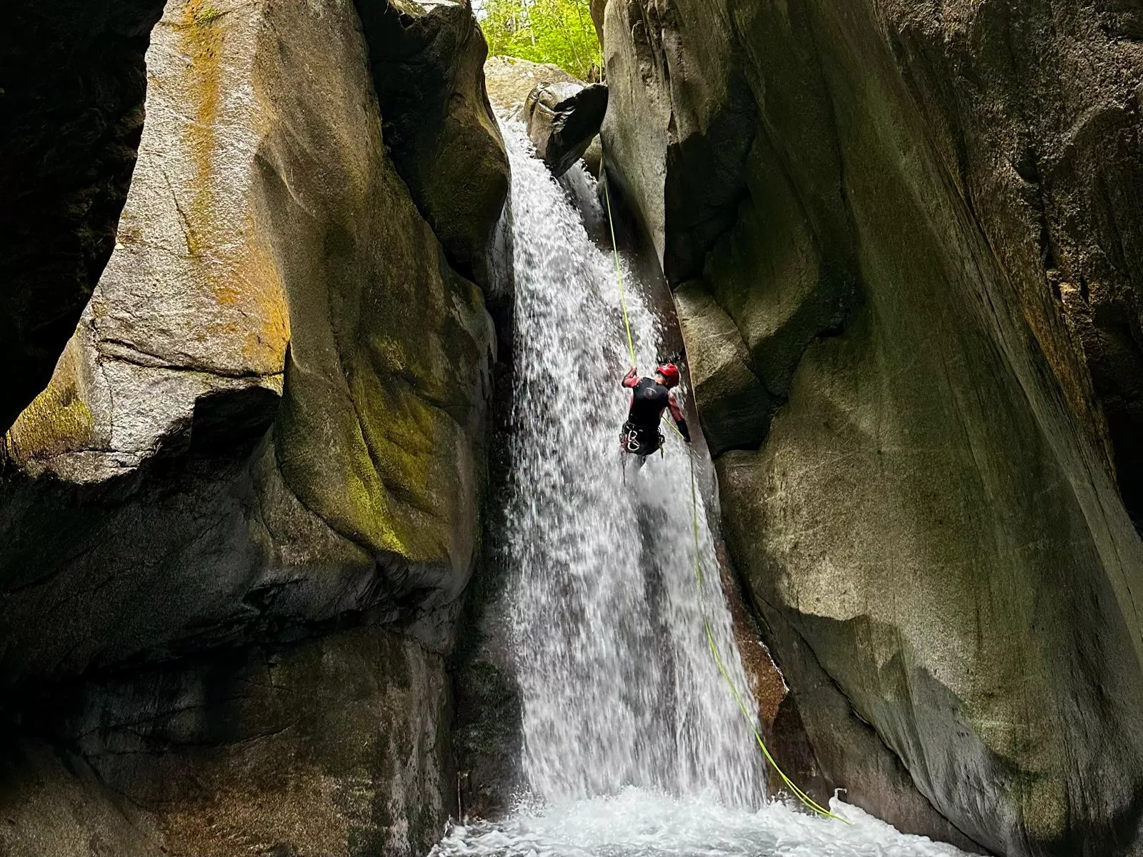 La gran cita del barranquismo ibérico se celebra en el Pirineo Aragonés.
