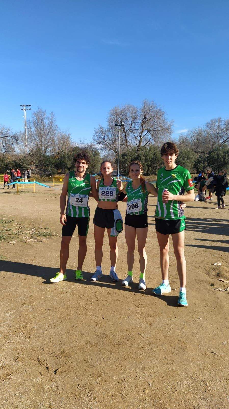 Equipo de relevos mixtosde Intec-Zoiti