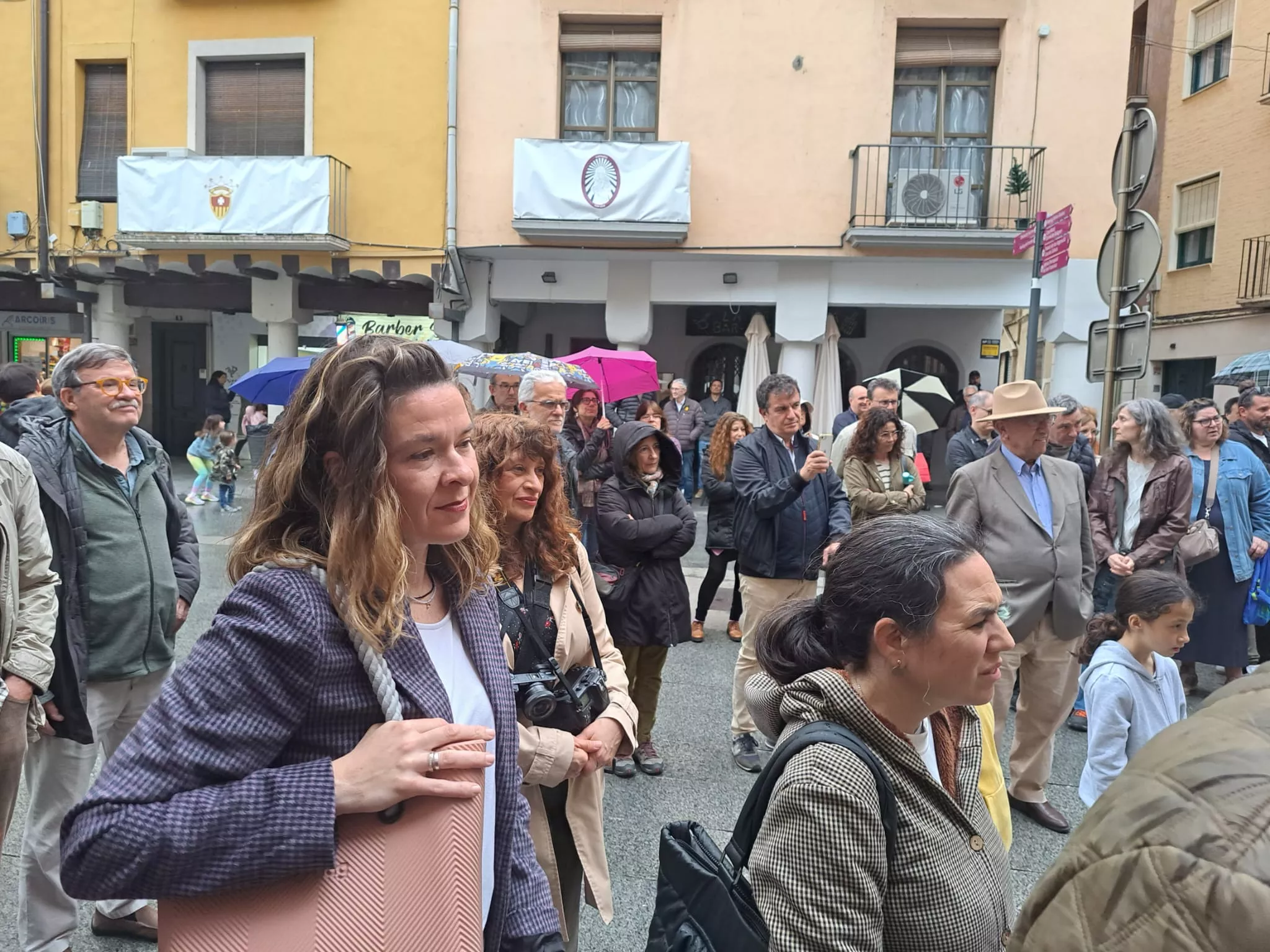 Inauguración de las esculturas de Lupercio y Bartolomé Argensola en la Plaza del Mercado de Barbastro