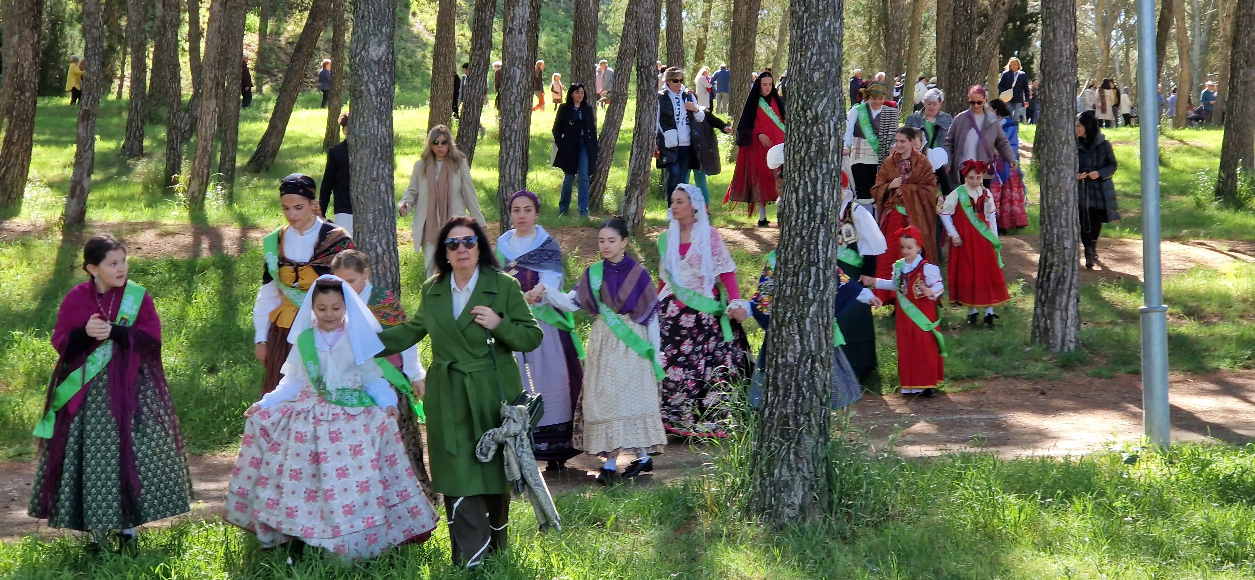 Día de San Jorge en el cerro de Huesca. Foto Myriam Martínez
