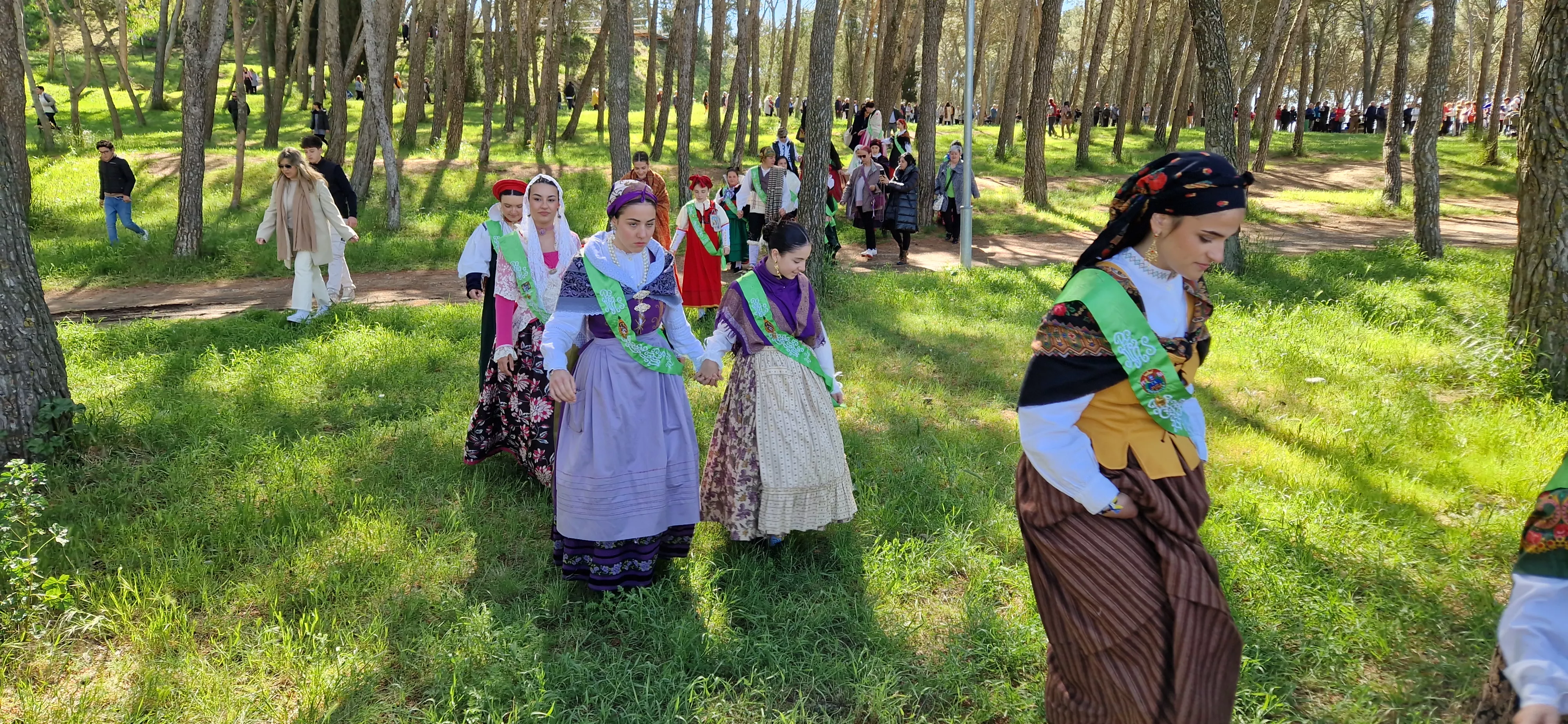 Día de San Jorge en el cerro de Huesca. Foto Myriam Martínez