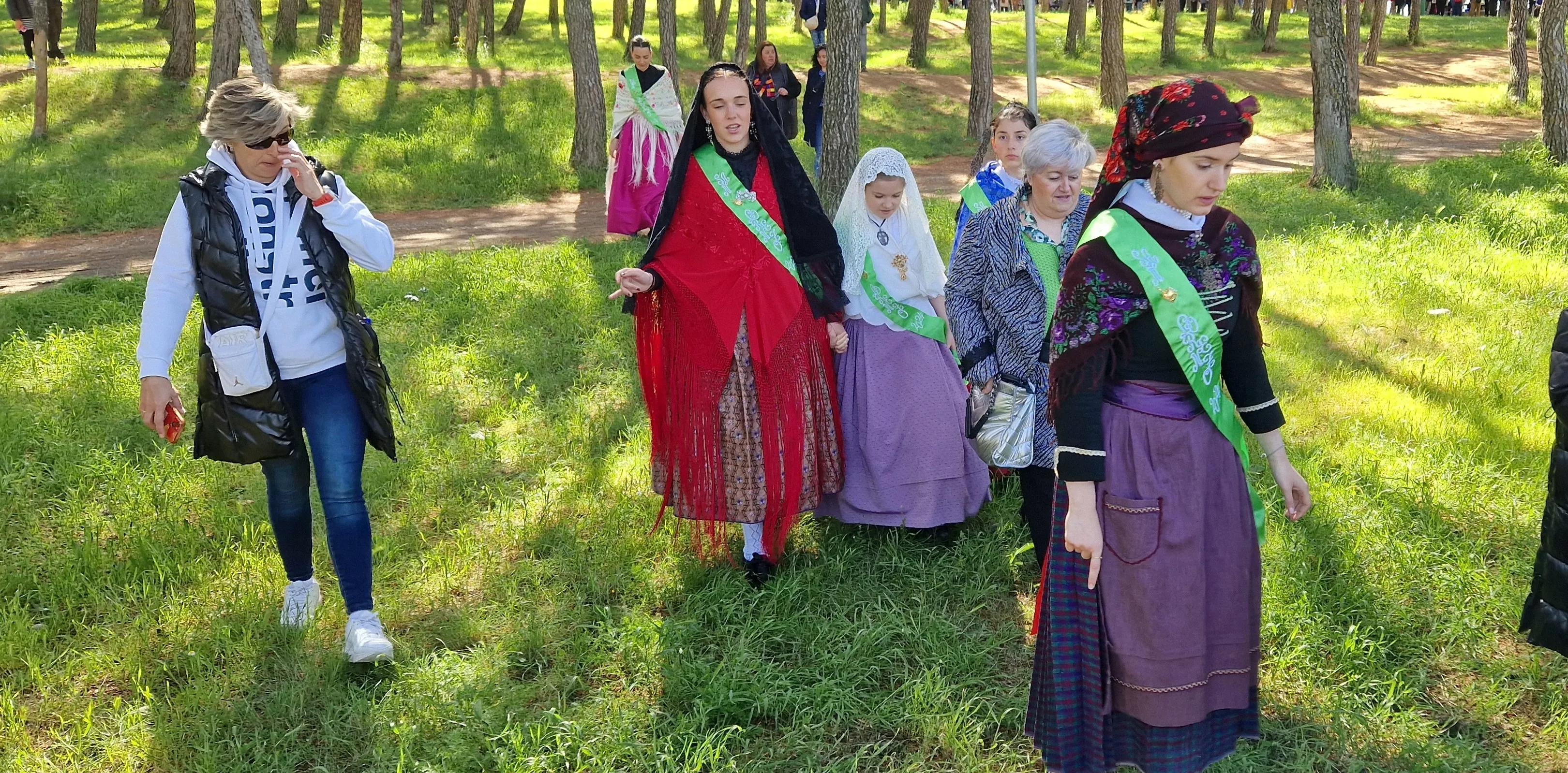 Día de San Jorge en el cerro de Huesca. Foto Myriam Martínez