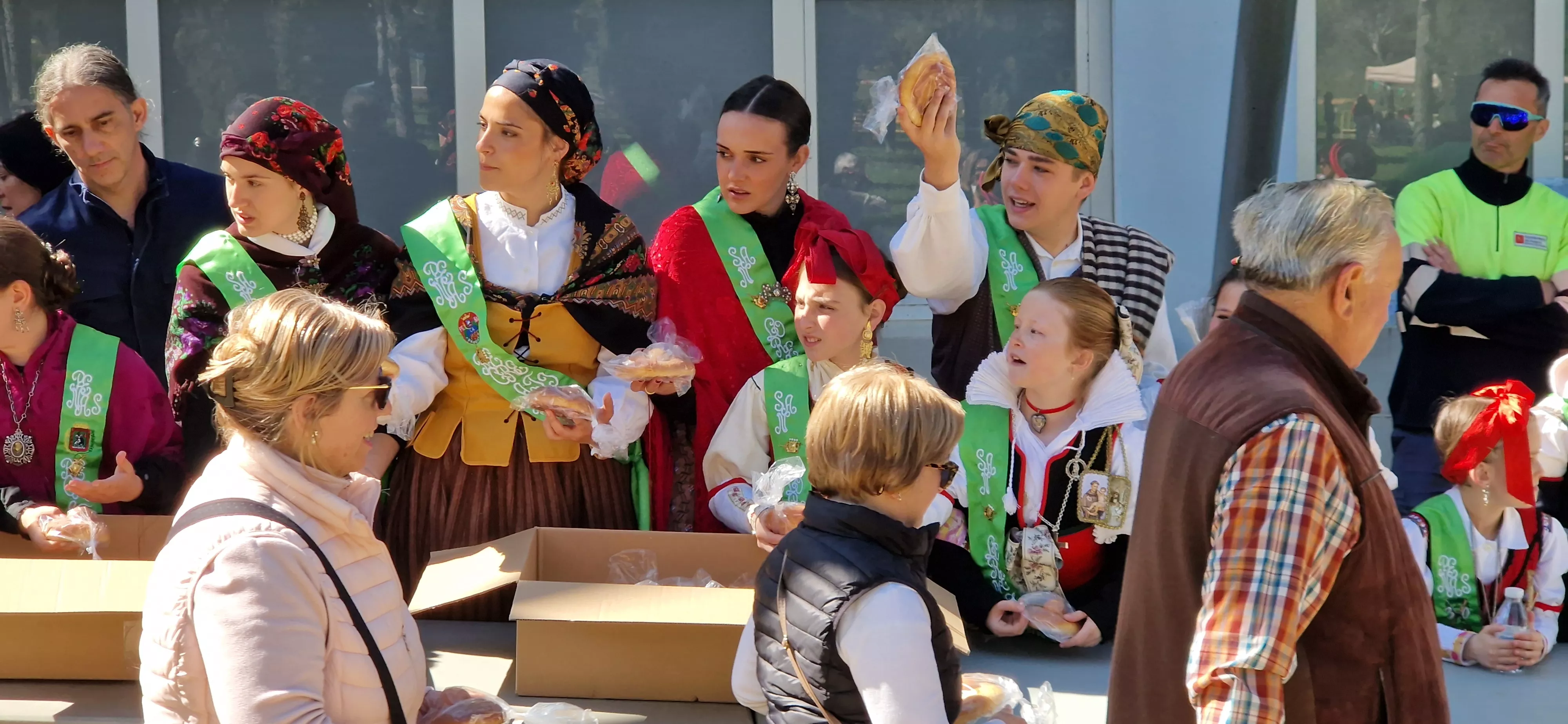 Día de San Jorge en el cerro de Huesca. Foto Myriam Martínez