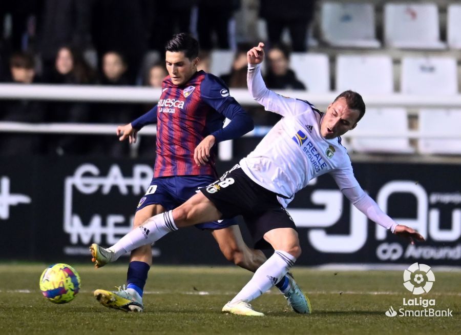 Imágenes del partido Burgos Huesca. Foto La Liga