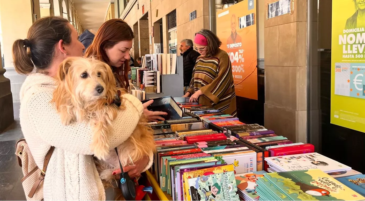 Celebración en Huesca del Día del Libro. Foto Mercedes Manterola
