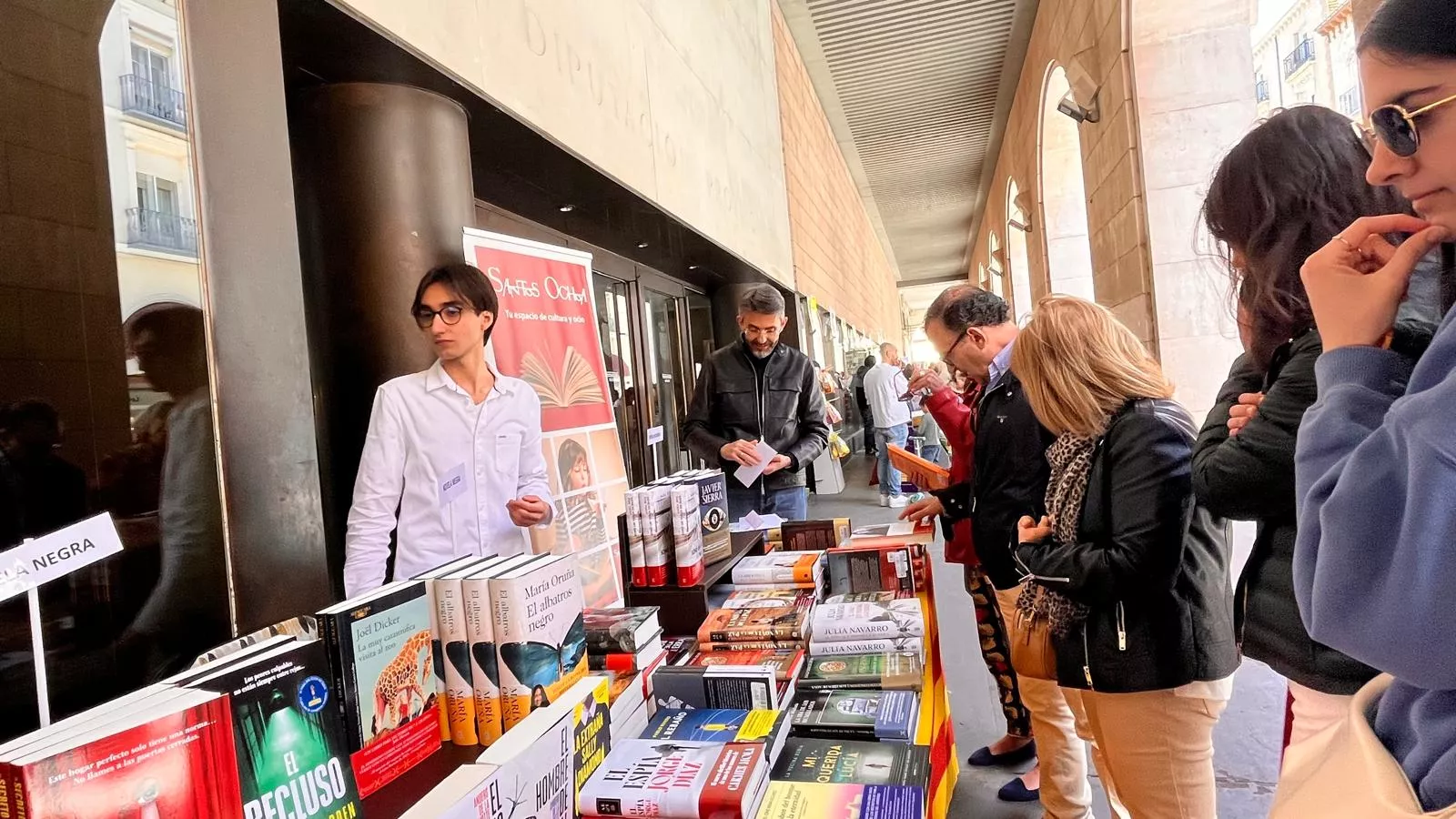 Celebración en Huesca del Día del Libro. Foto Mercedes Manterola