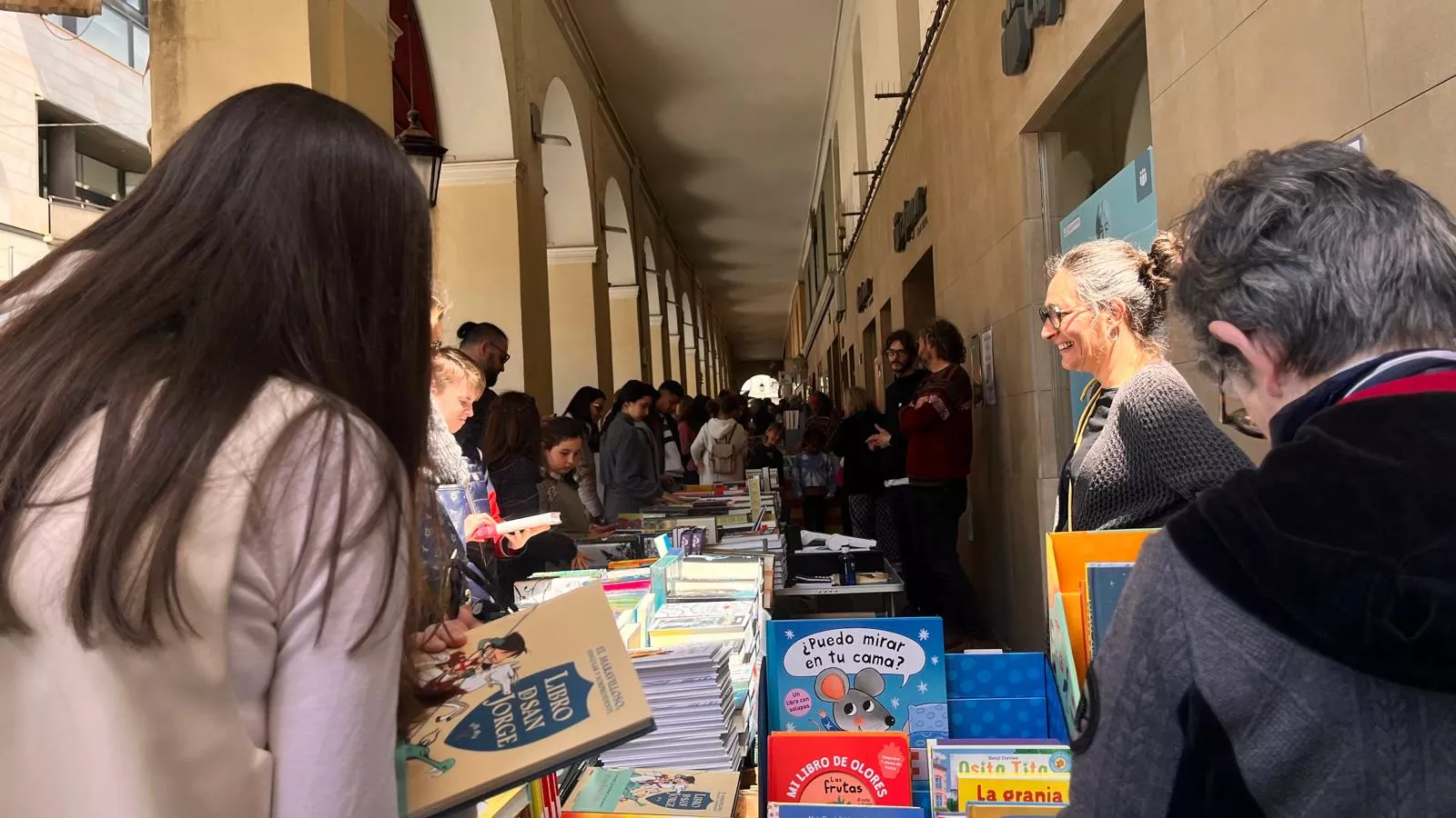 Celebración en Huesca del Día del Libro. Foto Mercedes Manterola