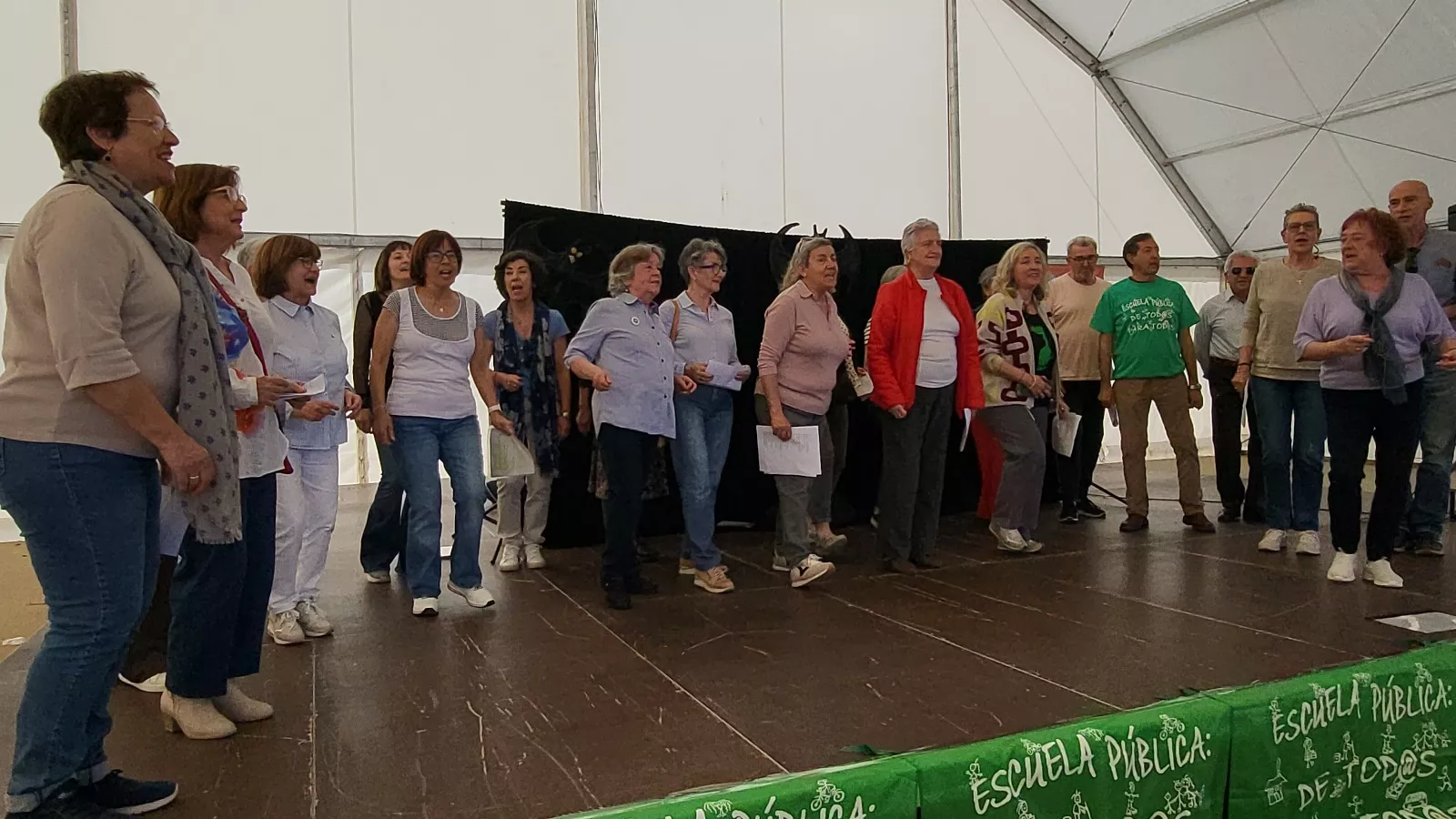  Fiesta de Primavera de la Plataforma por la Escuela Pública de Huesca. Foto Mercedes Manterola