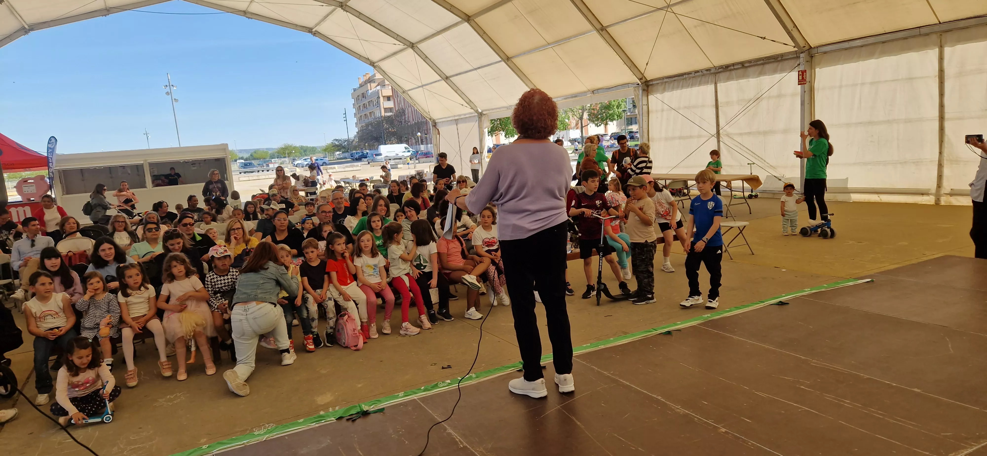  Fiesta de Primavera de la Plataforma por la Escuela Pública de Huesca. Foto Myriam Martínez