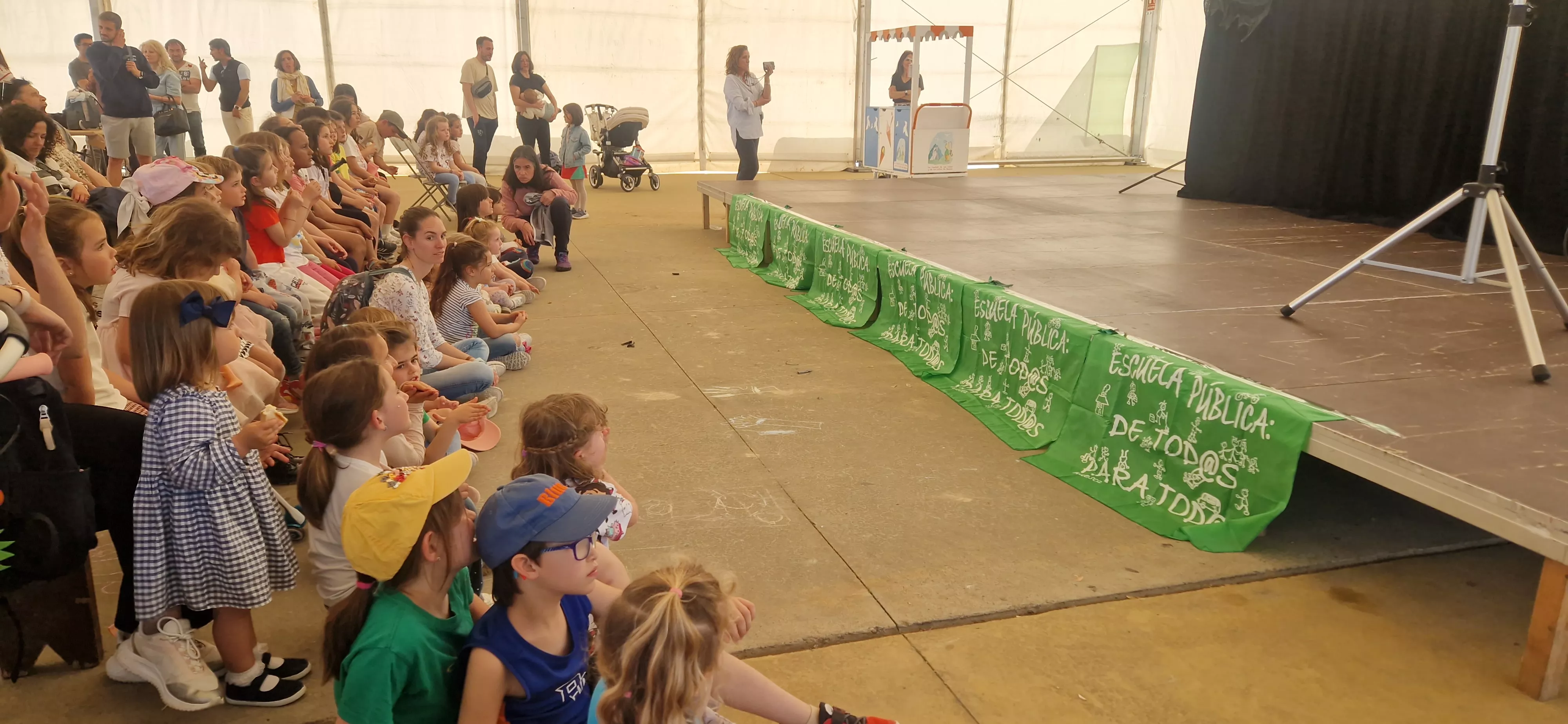  Fiesta de Primavera de la Plataforma por la Escuela Pública de Huesca. Foto Myriam Martínez