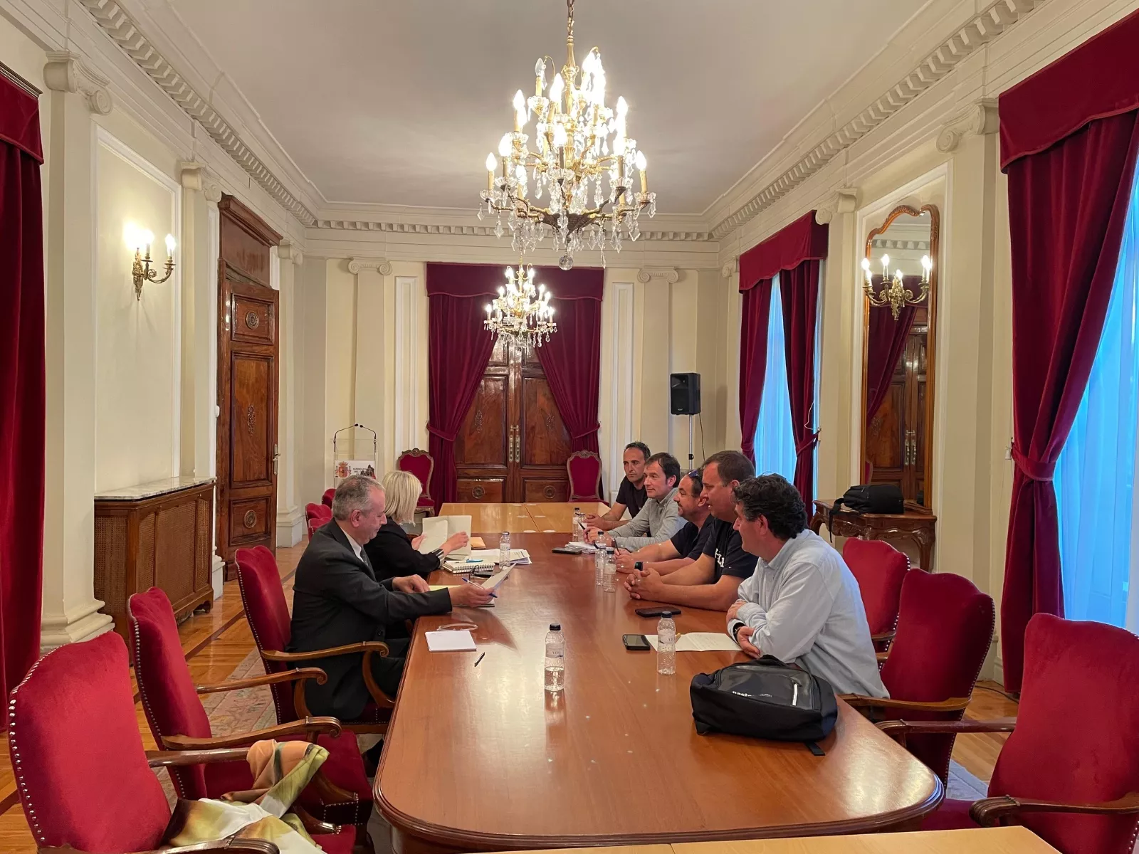 Reunión en la Subdelegación con representantes de las organizaciones agrarias para tratar sobre el tránsito de maquinaria agrícola por Monrepós