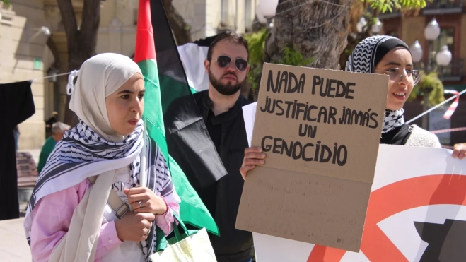 Nueva concentración en Huesca a favor de Palestina. Foto Carlos Neofato