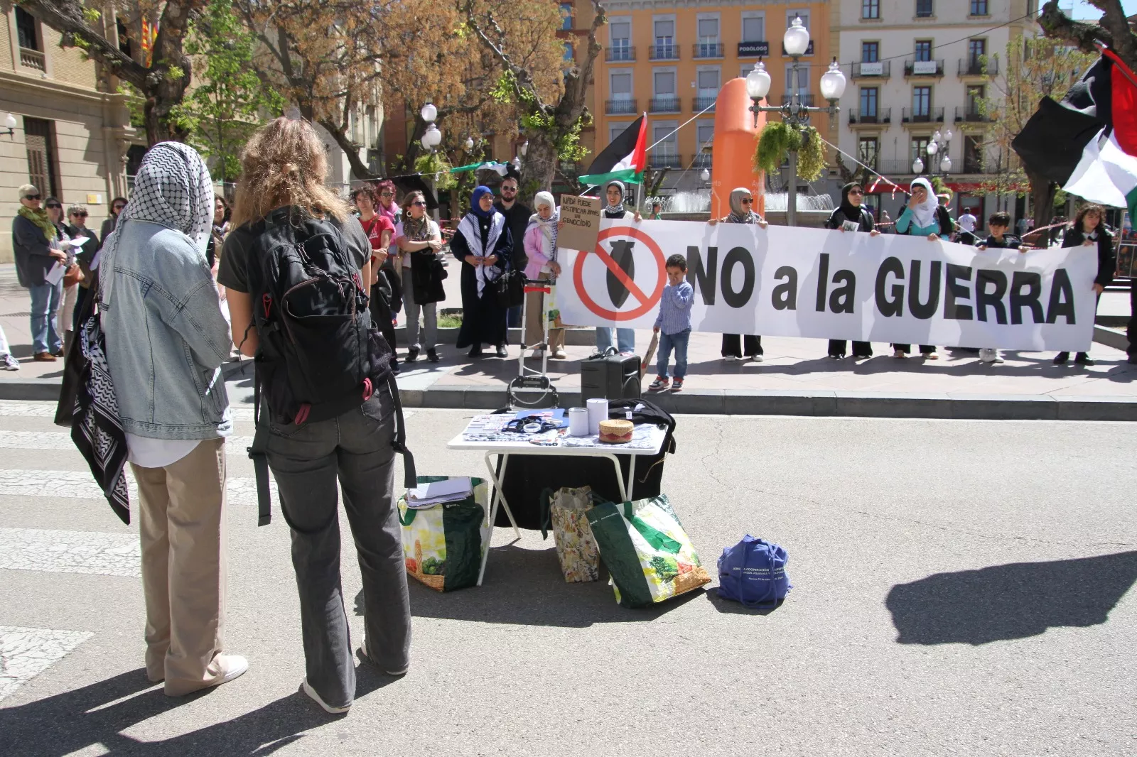Nueva concentración a favor de Palestina en Huesca. Foto Carlos Neofato