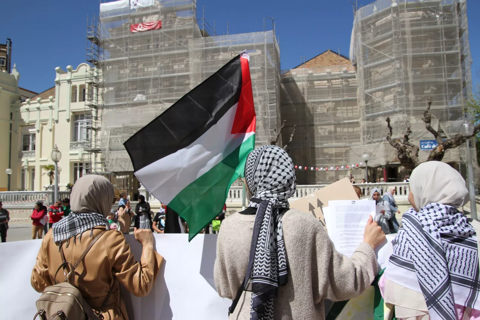 Nueva concentración a favor de Palestina en Huesca. Foto Carlos Neofato