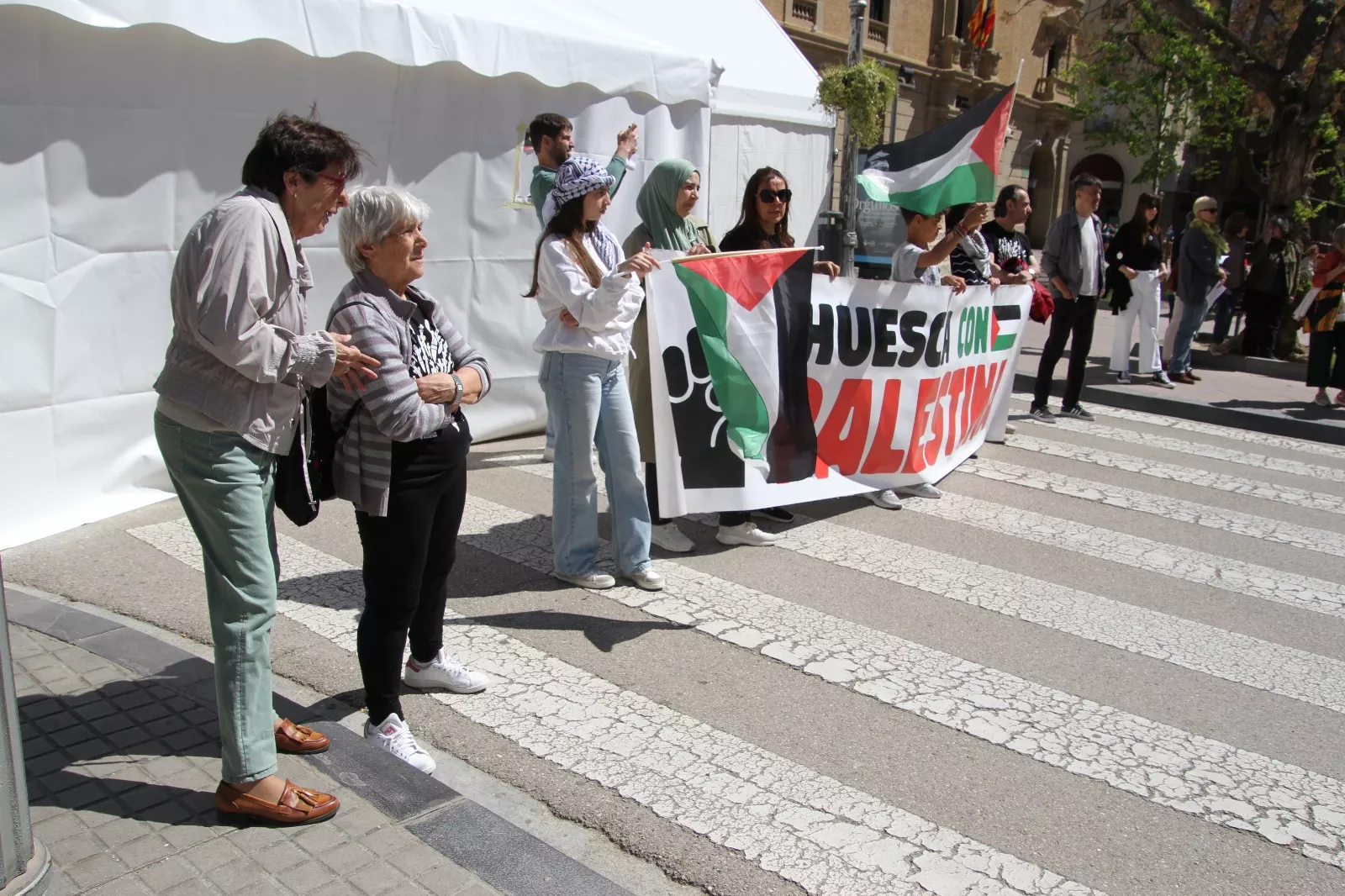 Nueva concentración a favor de Palestina en Huesca. Foto Carlos Neofato