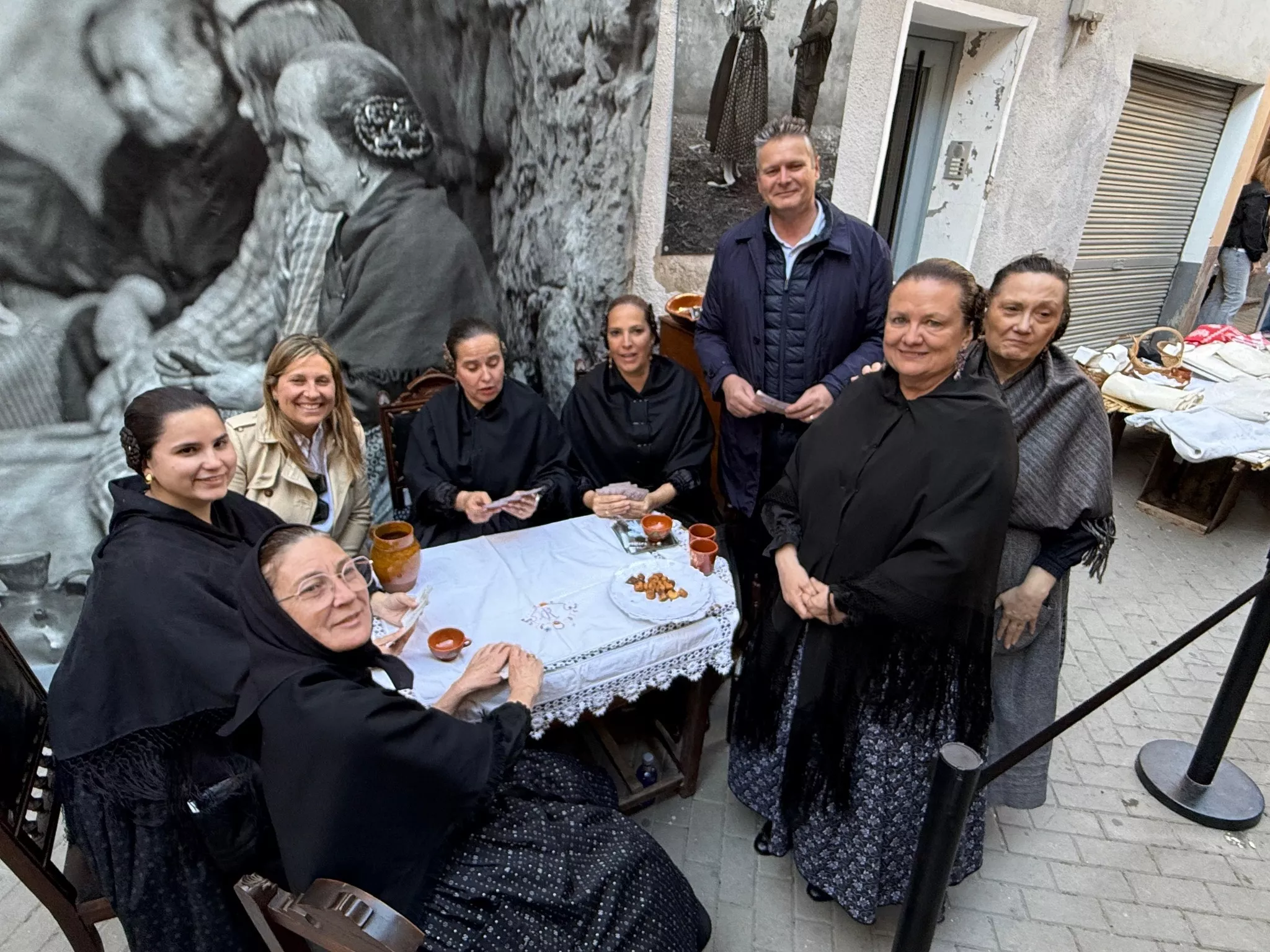 Jornada de estampas típicas previa al Día de la Faldeta en Fraga.