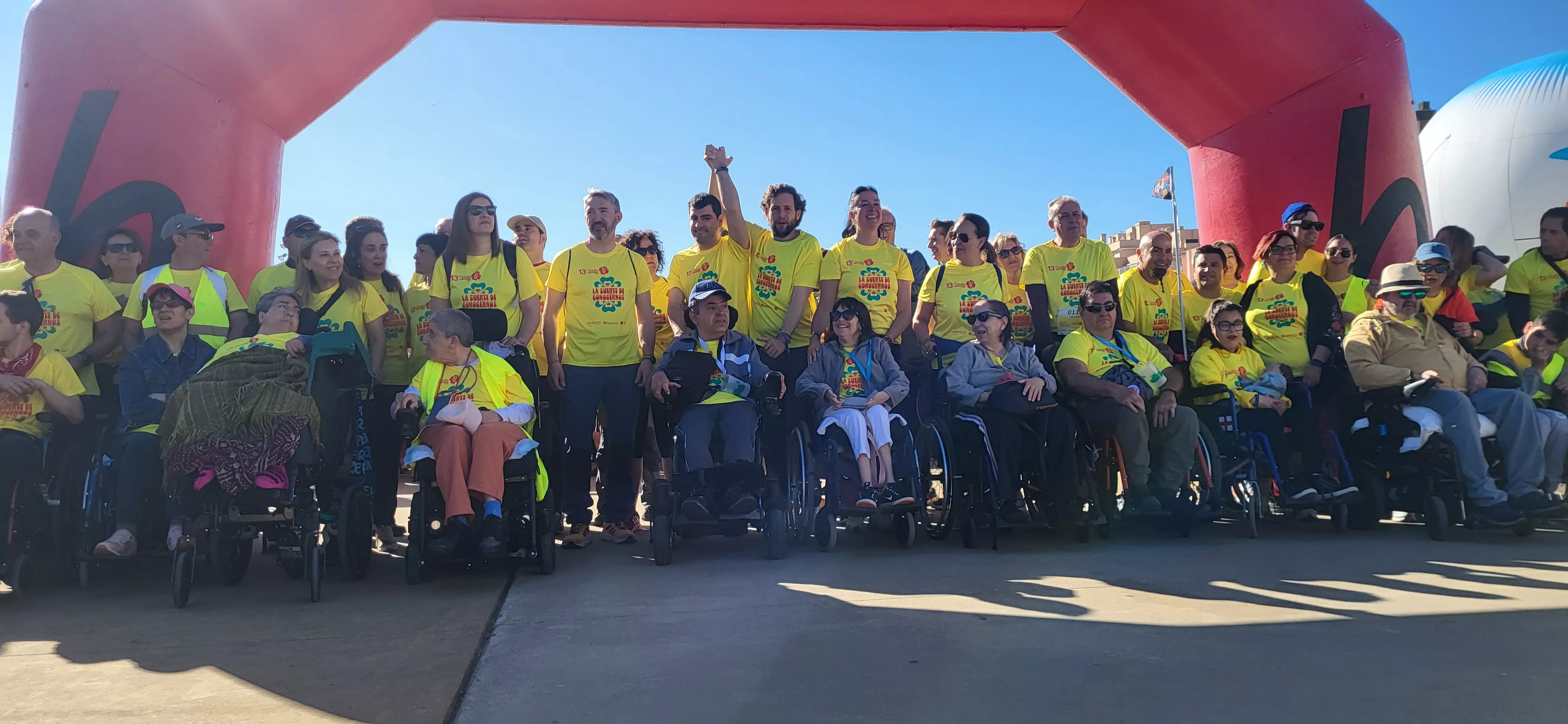 Salida de la XIII Marcha Aspace Huesca. Foto Mercedes Manterola