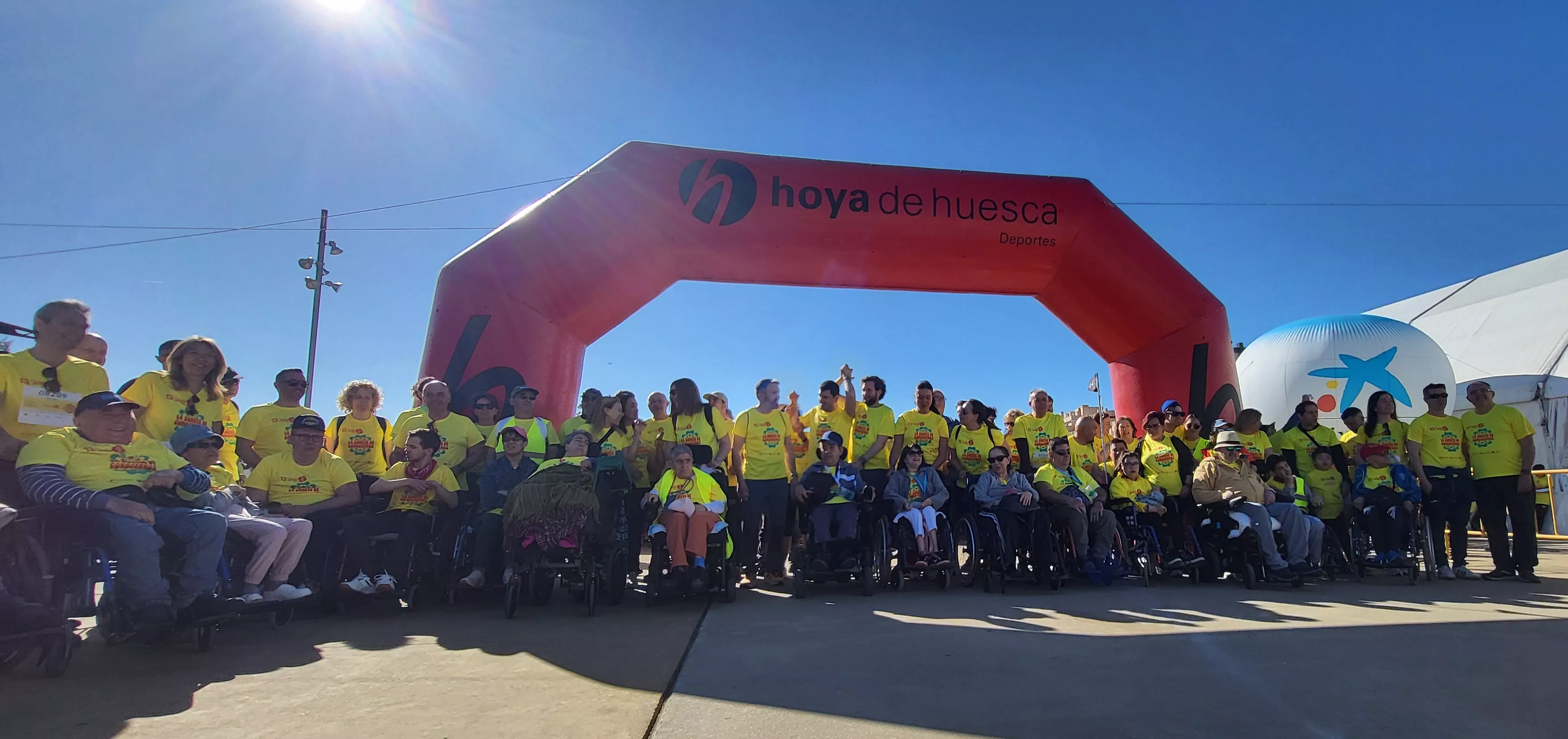 Salida de la XIII Marcha Aspace Huesca. Foto Mercedes Manterola