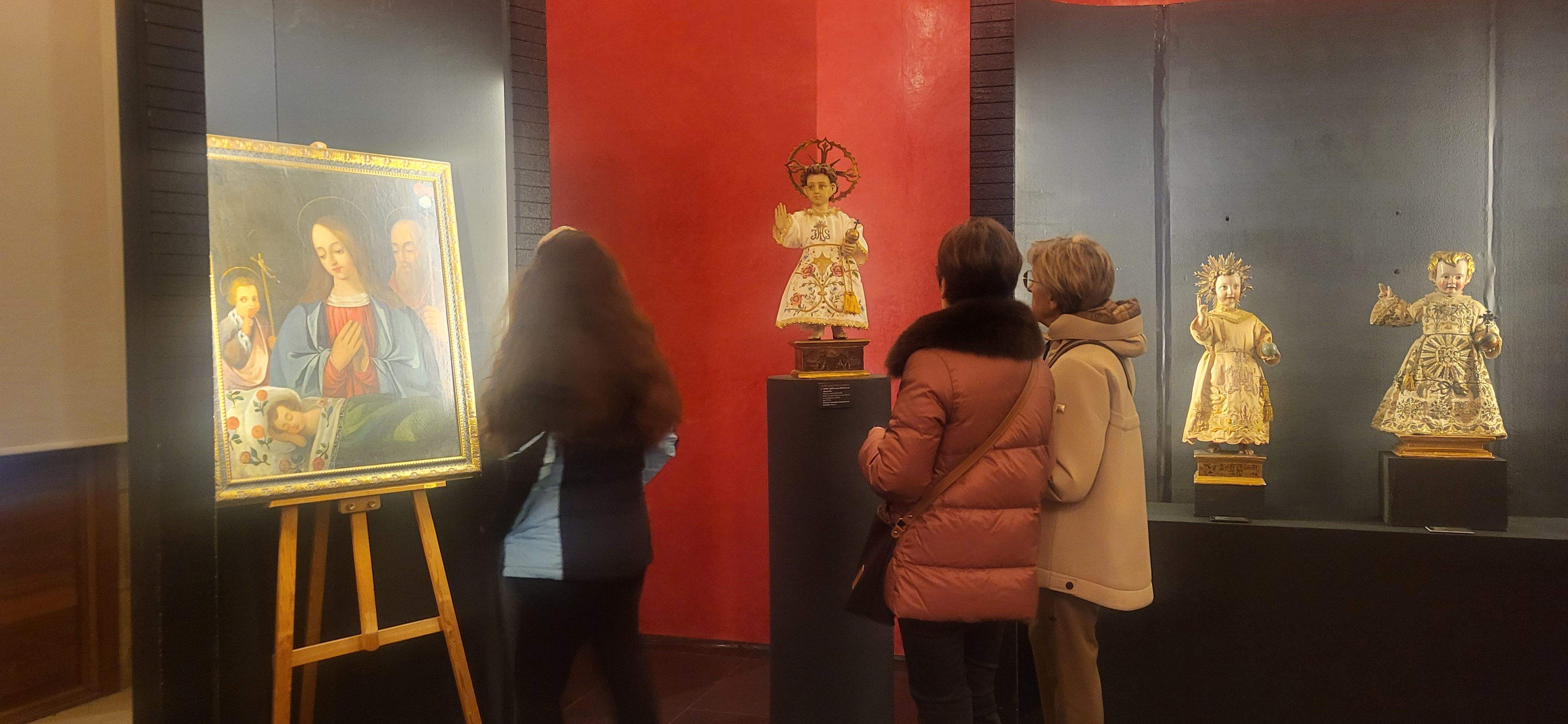 Imágenes de la exposición de tallas del Niño Jesús Un mozardet como un sol”. Foto Myriam Martínez 