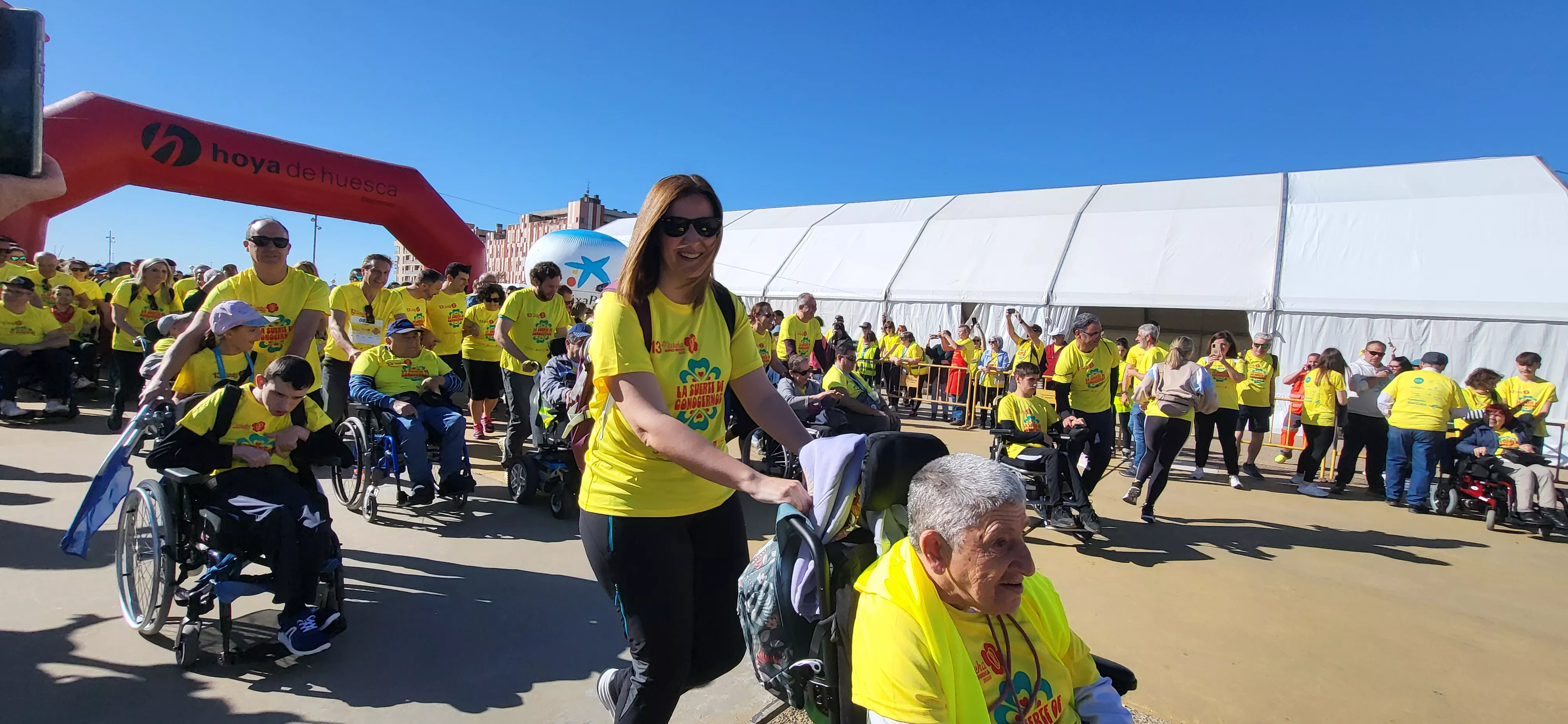 Salida de la XIII Marcha Aspace Huesca. Foto Mercedes Manterola