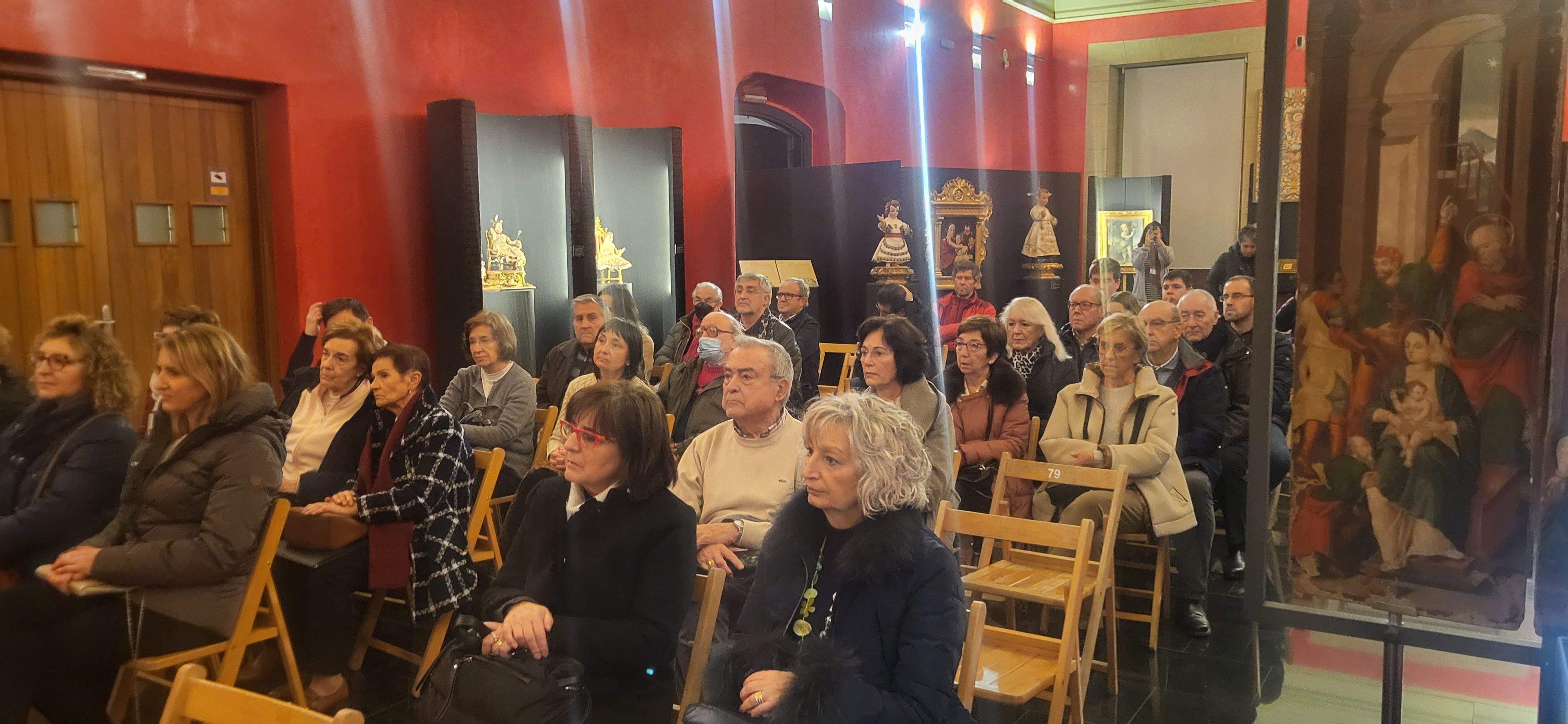 Imágenes de la exposición de tallas del Niño Jesús Un mozardet como un sol”. Foto Myriam Martínez 