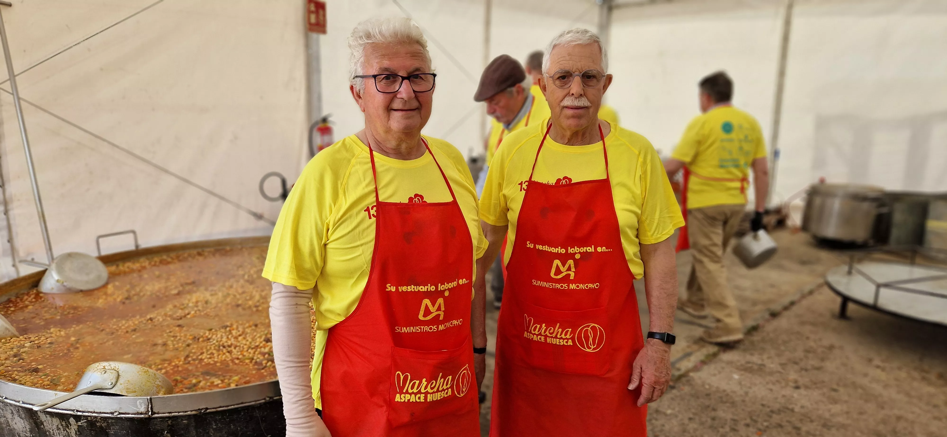 Comida de la 13 Marcha Aspace Huesca. Foto Myriam Martínez 